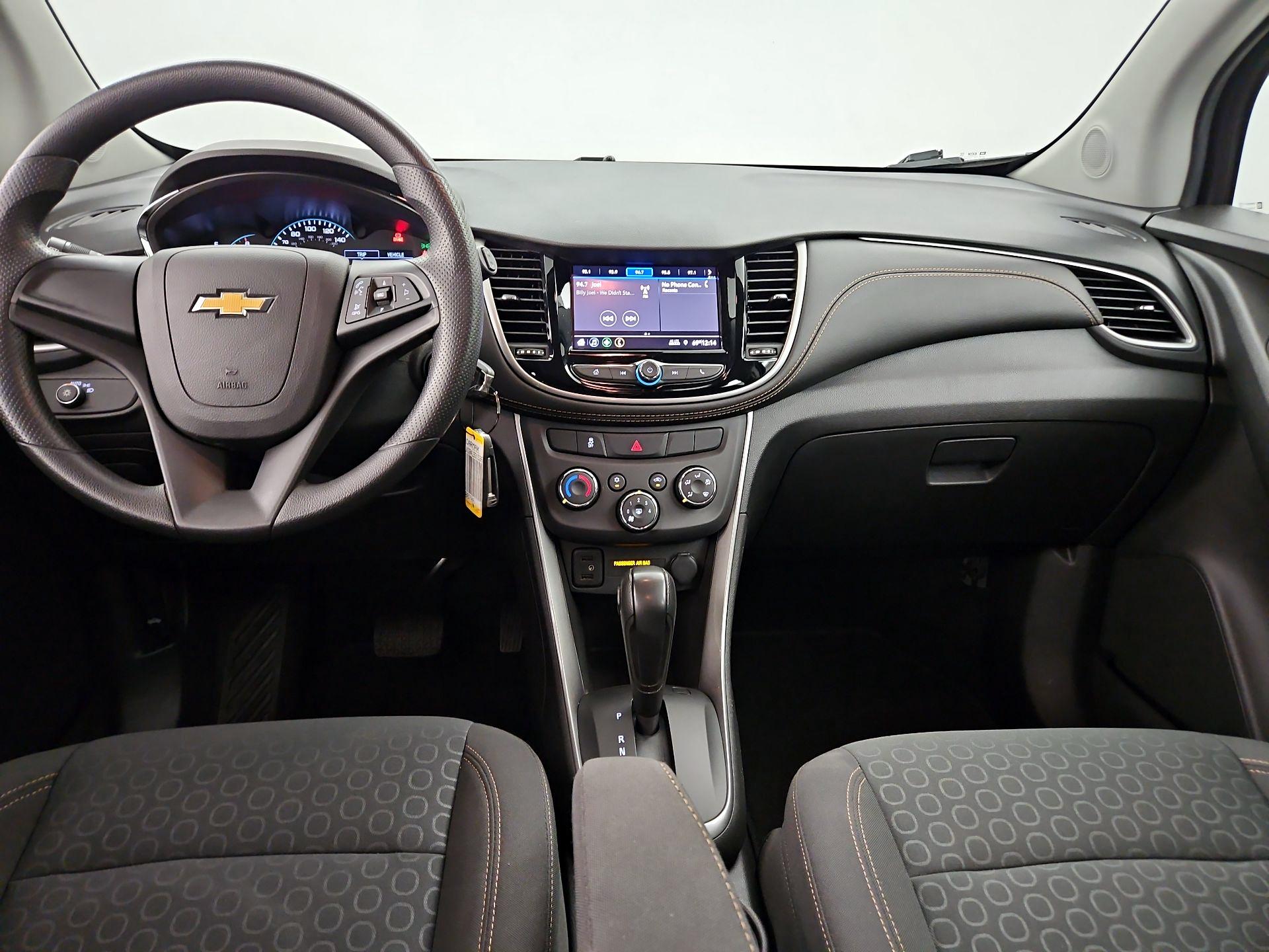 Thumbnail: 2020 Chevrolet Trax - 9