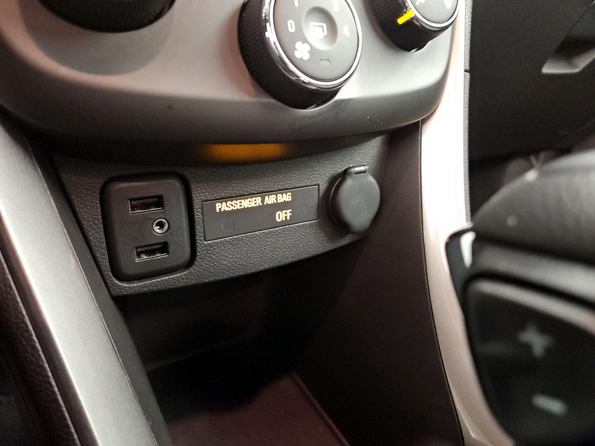 Thumbnail: 2020 Chevrolet Trax - 18