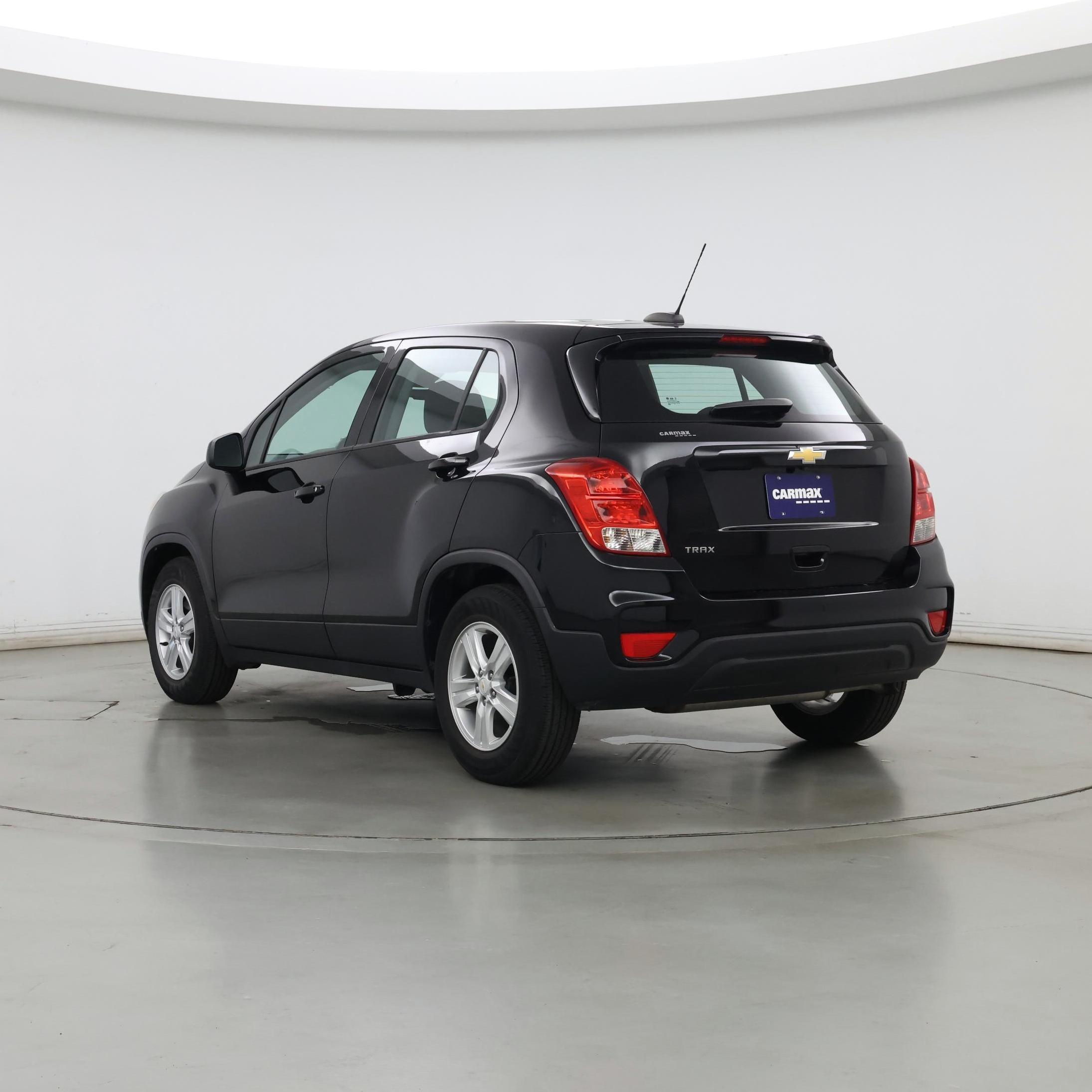 Thumbnail: 2020 Chevrolet Trax - 2