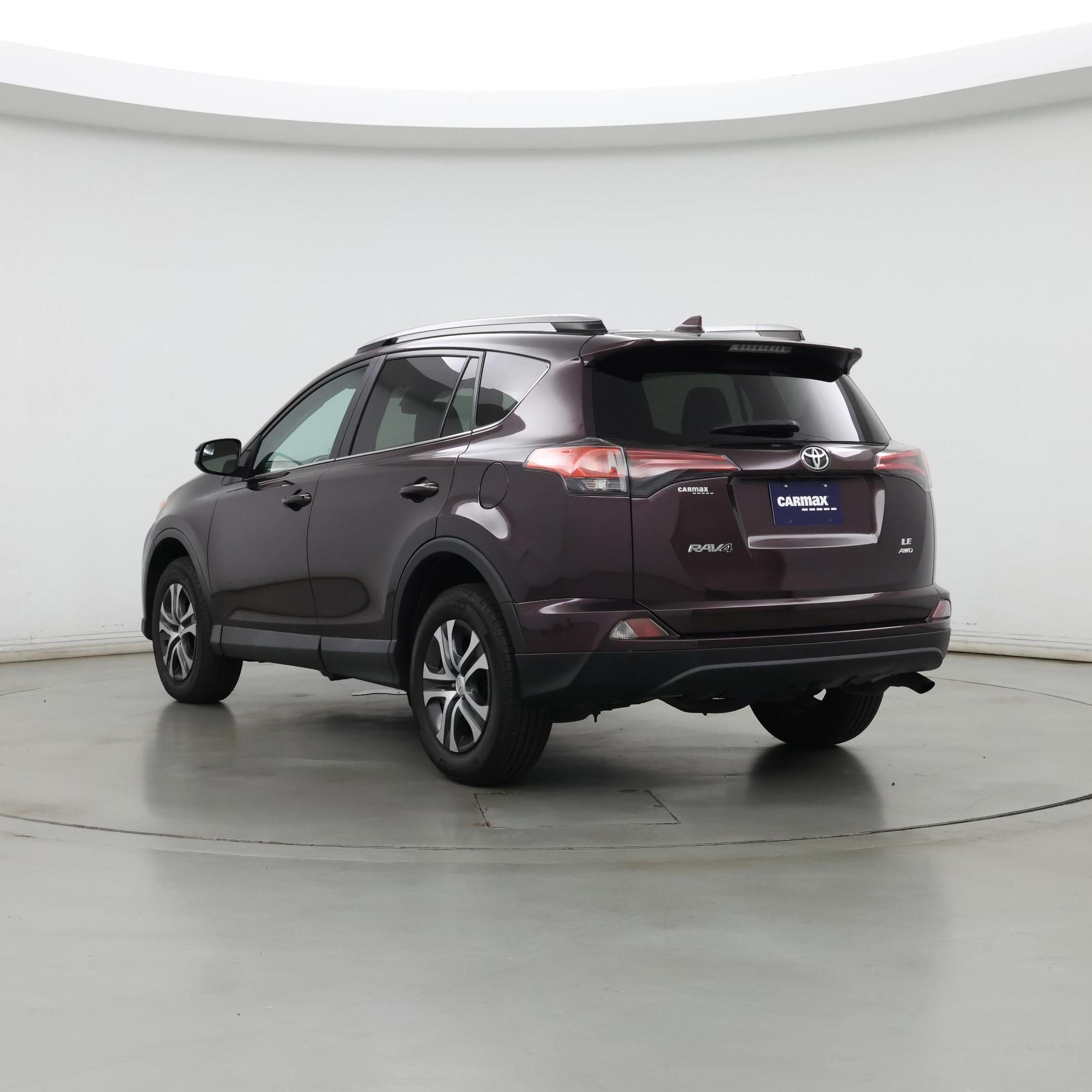 Thumbnail: 2017 Toyota RAV4 - 2