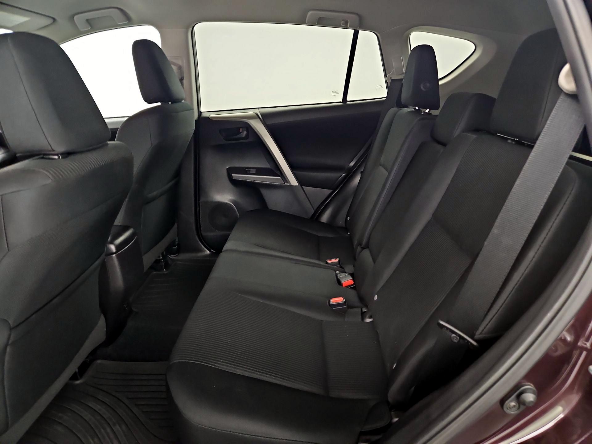Thumbnail: 2017 Toyota RAV4 - 19