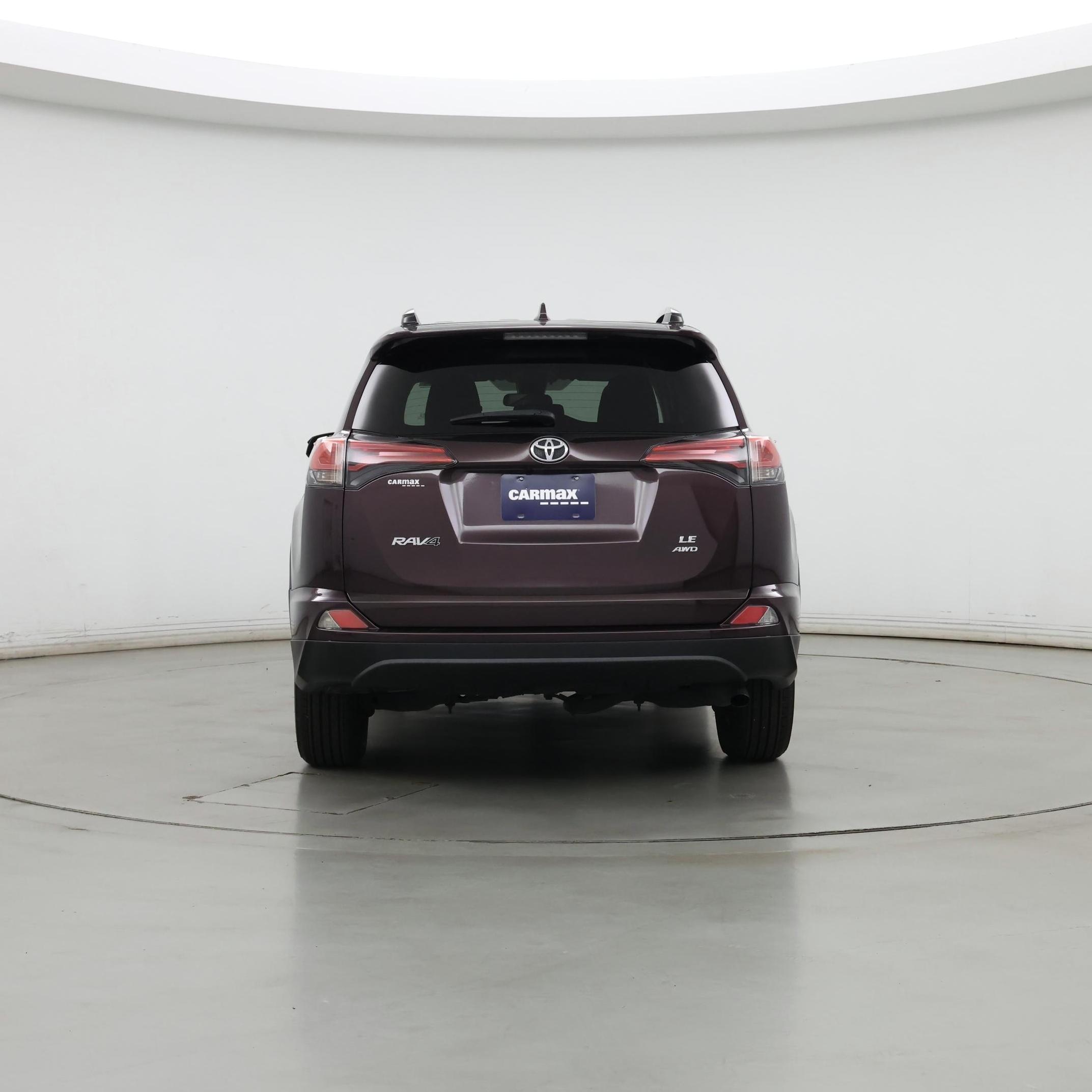Thumbnail: 2017 Toyota RAV4 - 6