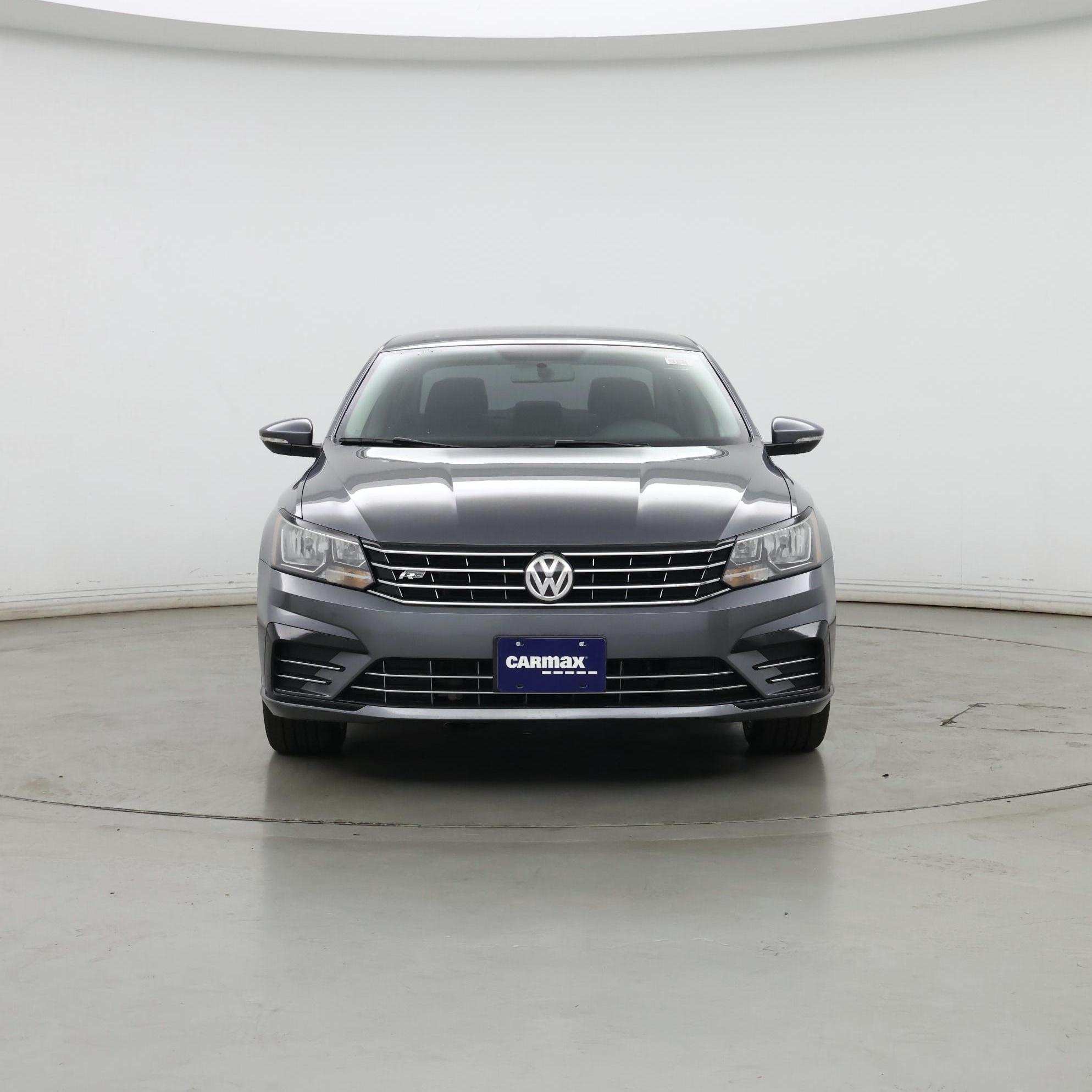 Thumbnail: 2018 Volkswagen Passat - 5