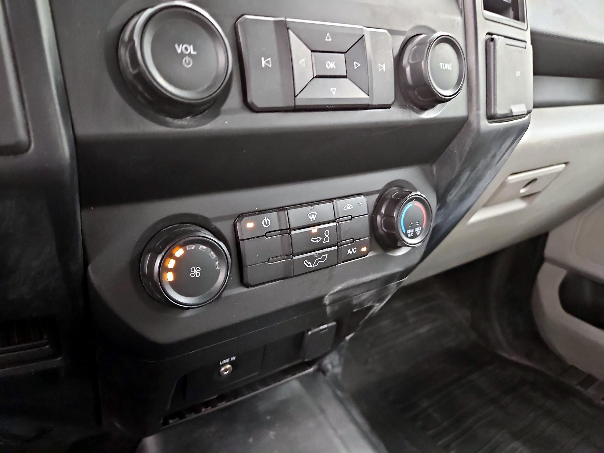 Thumbnail: 2018 Ford F-150 - 16