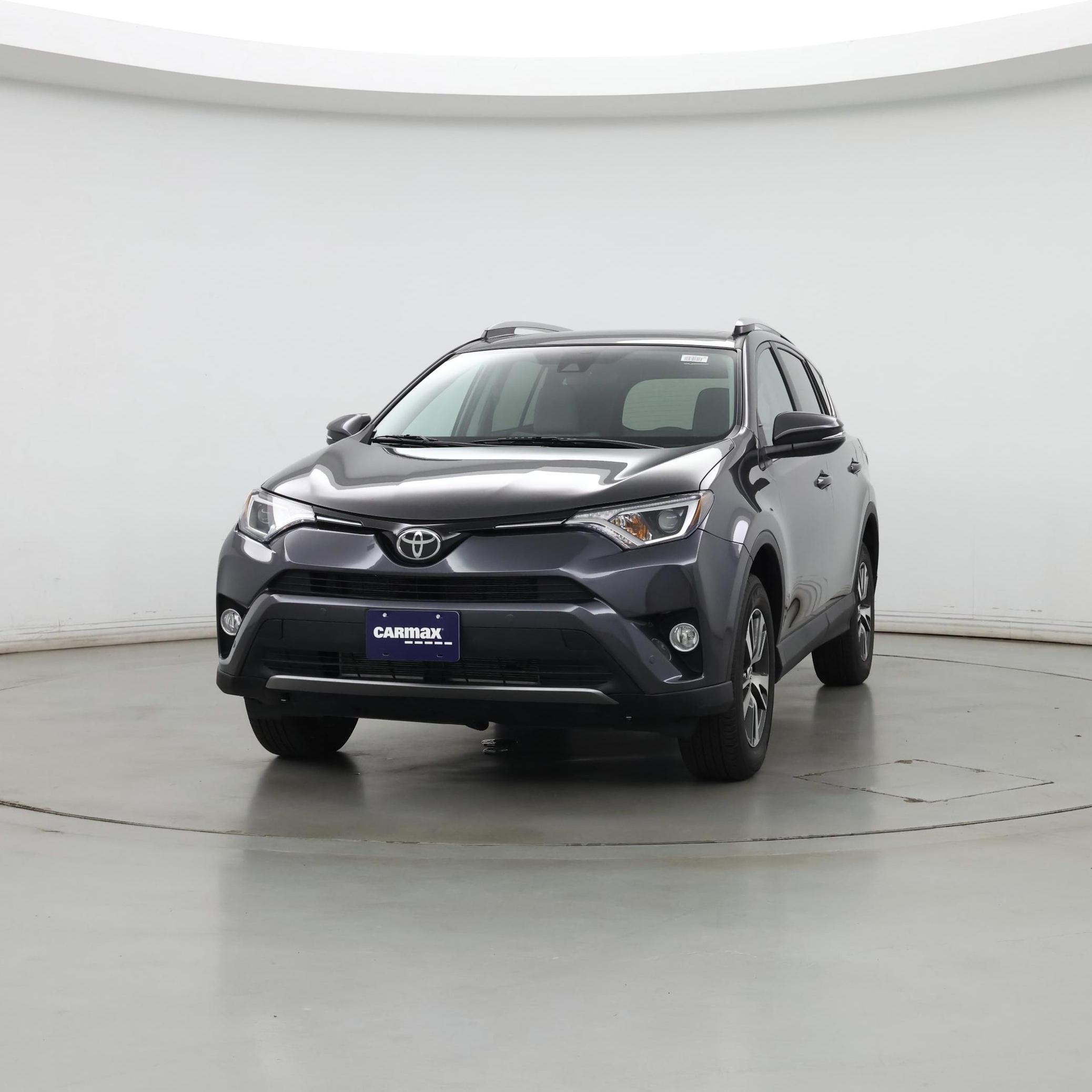 Thumbnail: 2017 Toyota RAV4 - 7