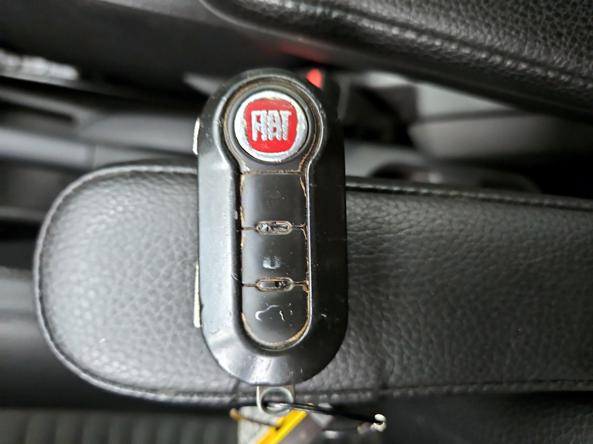 Thumbnail: 2015 Fiat 500 - 19