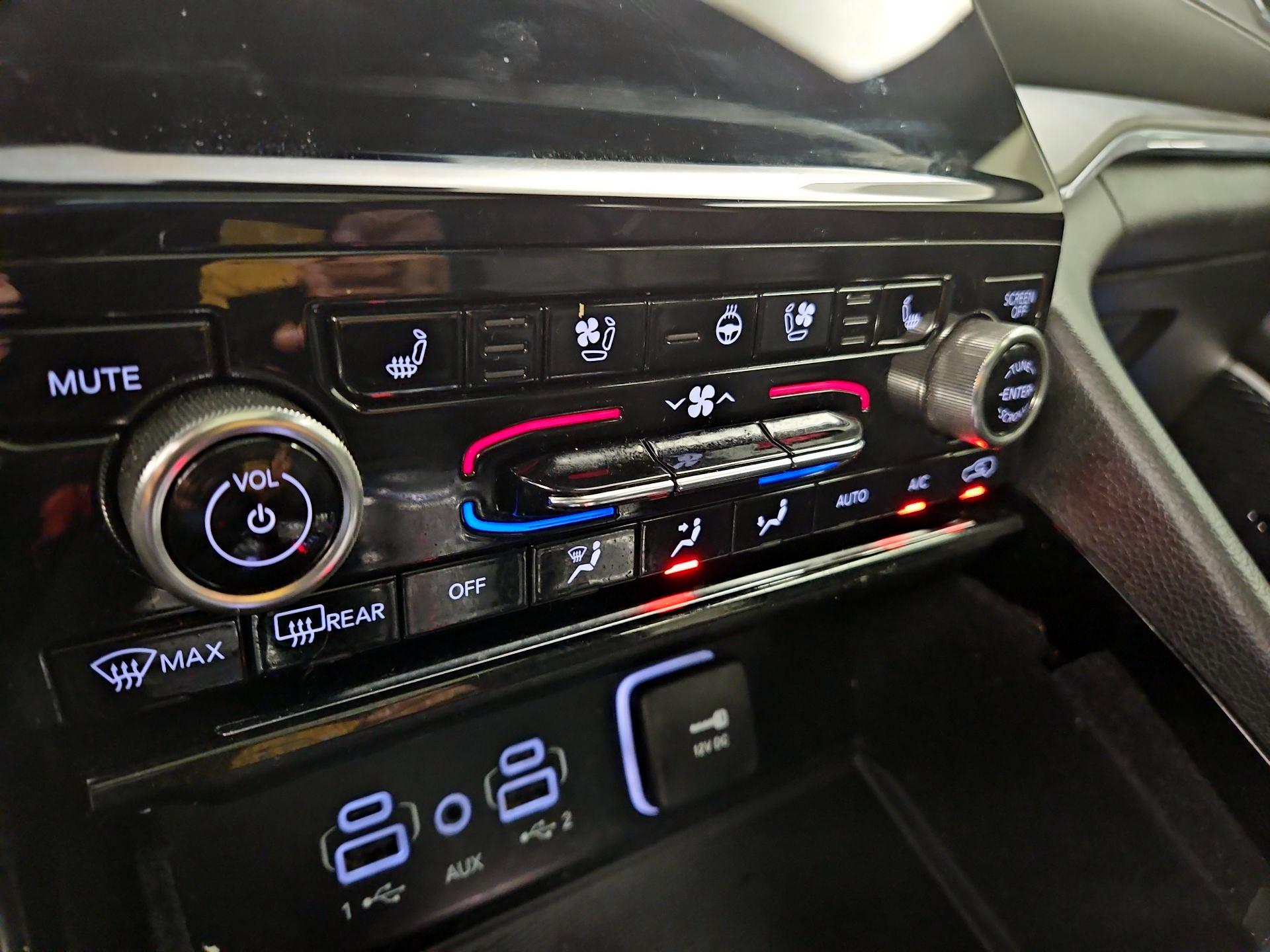 Thumbnail: 2021 Jeep Grand Cherokee L - 17