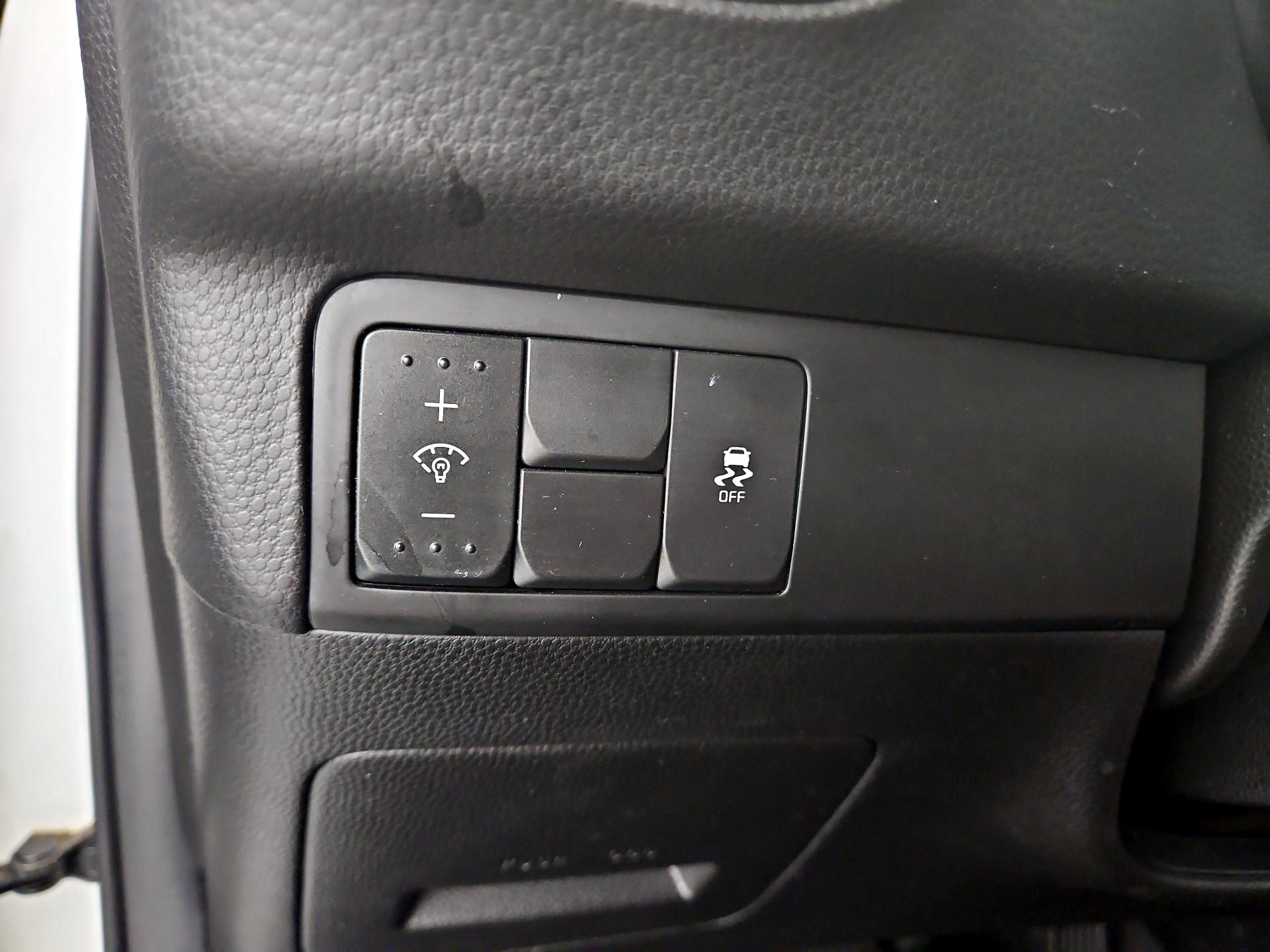 Thumbnail: 2018 Kia Soul - 13