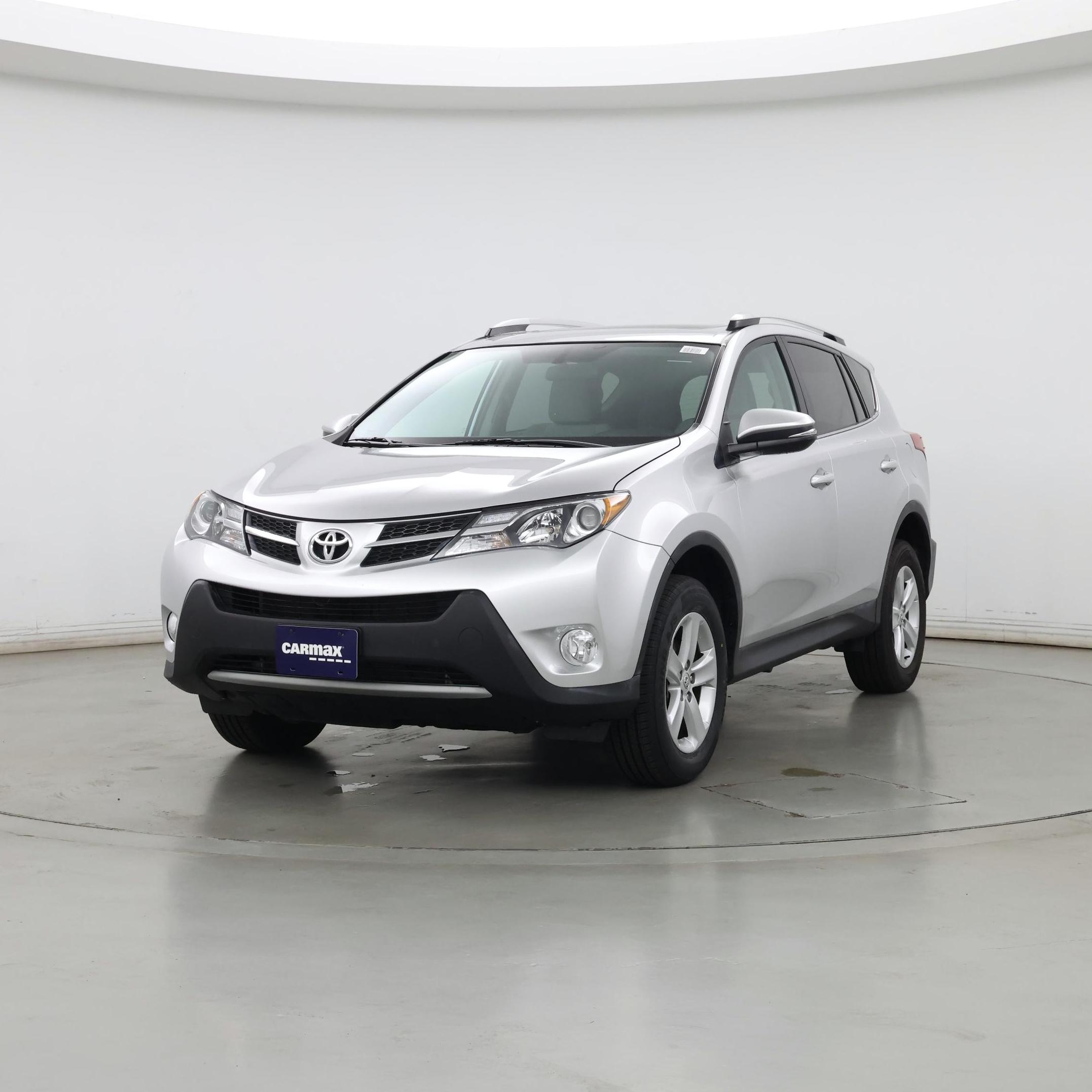 Thumbnail: 2013 Toyota RAV4 - 4