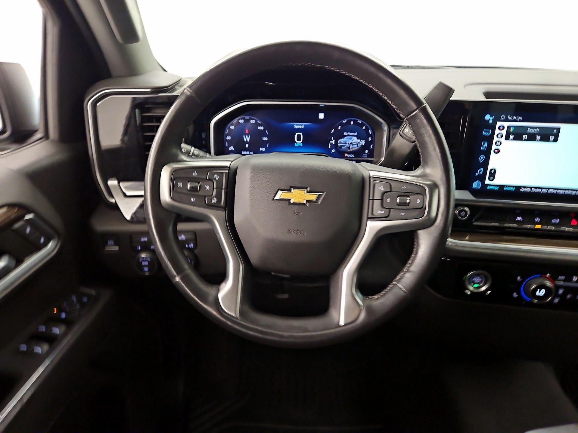 Thumbnail: 2022 Chevrolet Silverado 1500 - 10