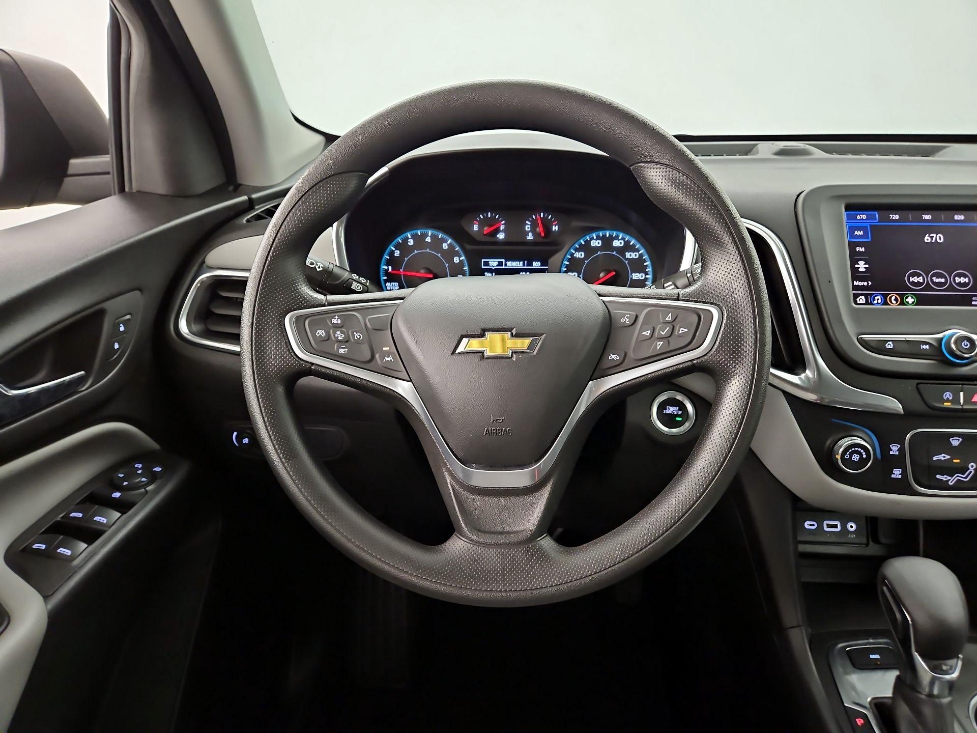 Thumbnail: 2022 Chevrolet Equinox - 10