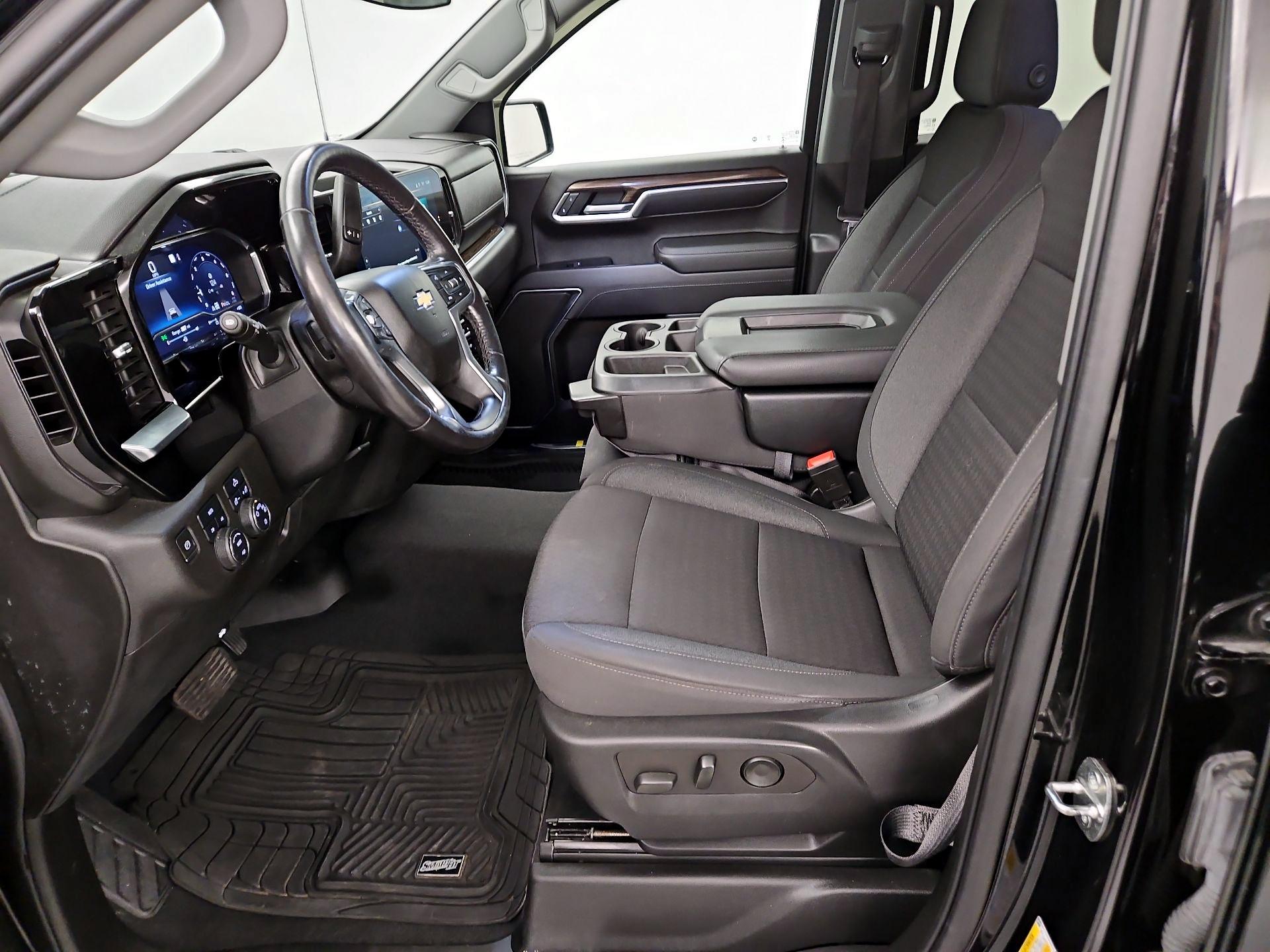 Thumbnail: 2022 Chevrolet Silverado 1500 - 11