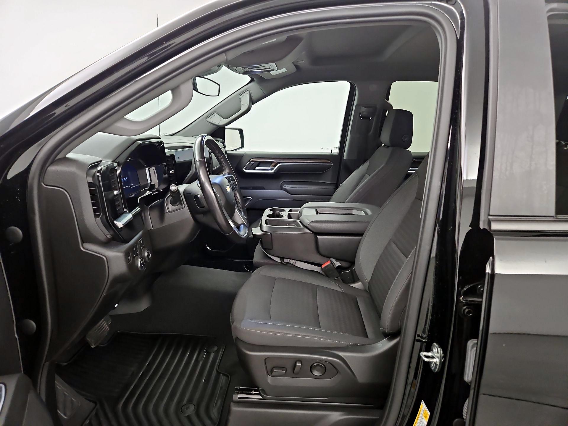Thumbnail: 2022 Chevrolet Silverado 1500 - 11