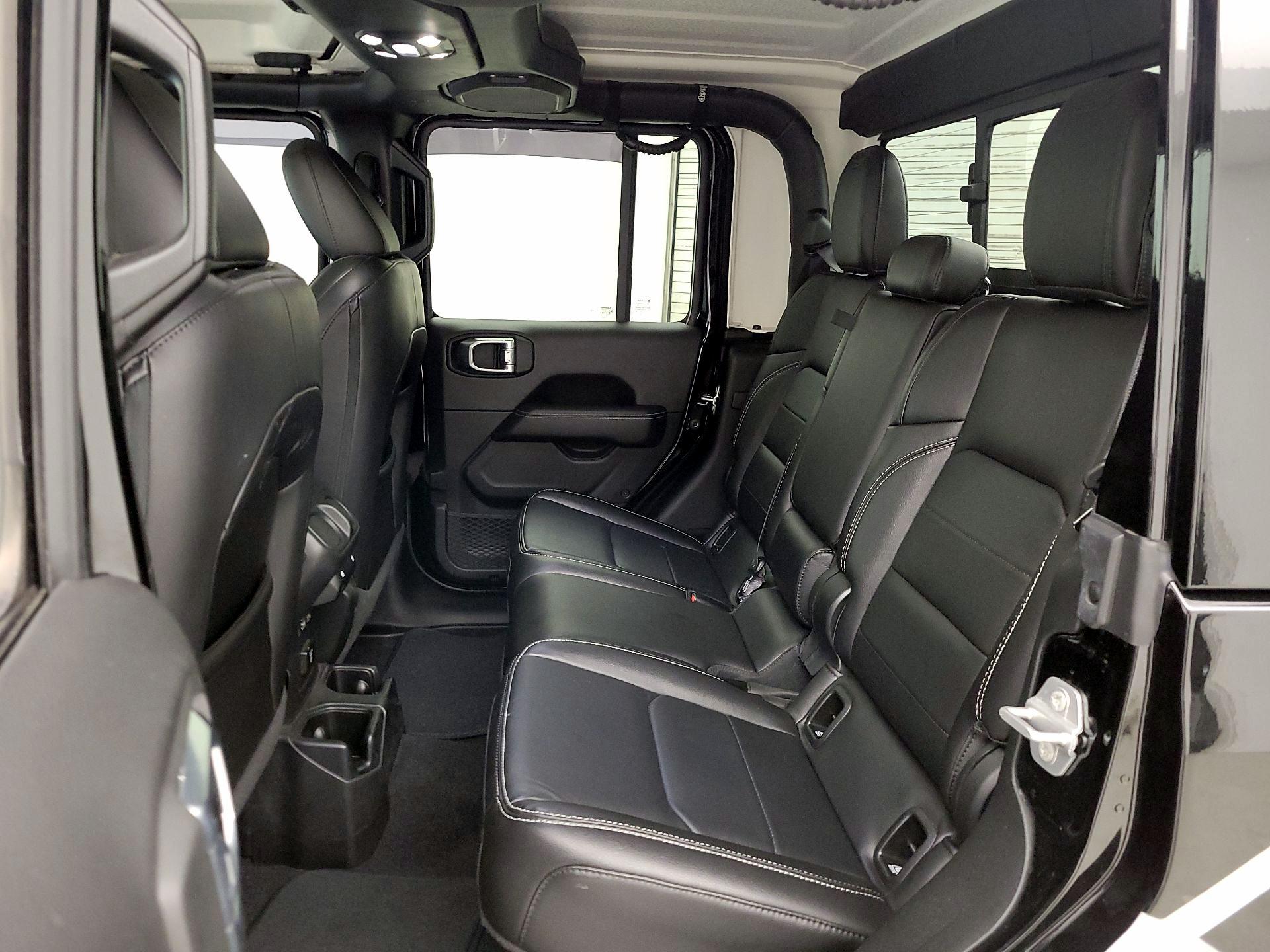 Thumbnail: 2021 Jeep Gladiator - 20