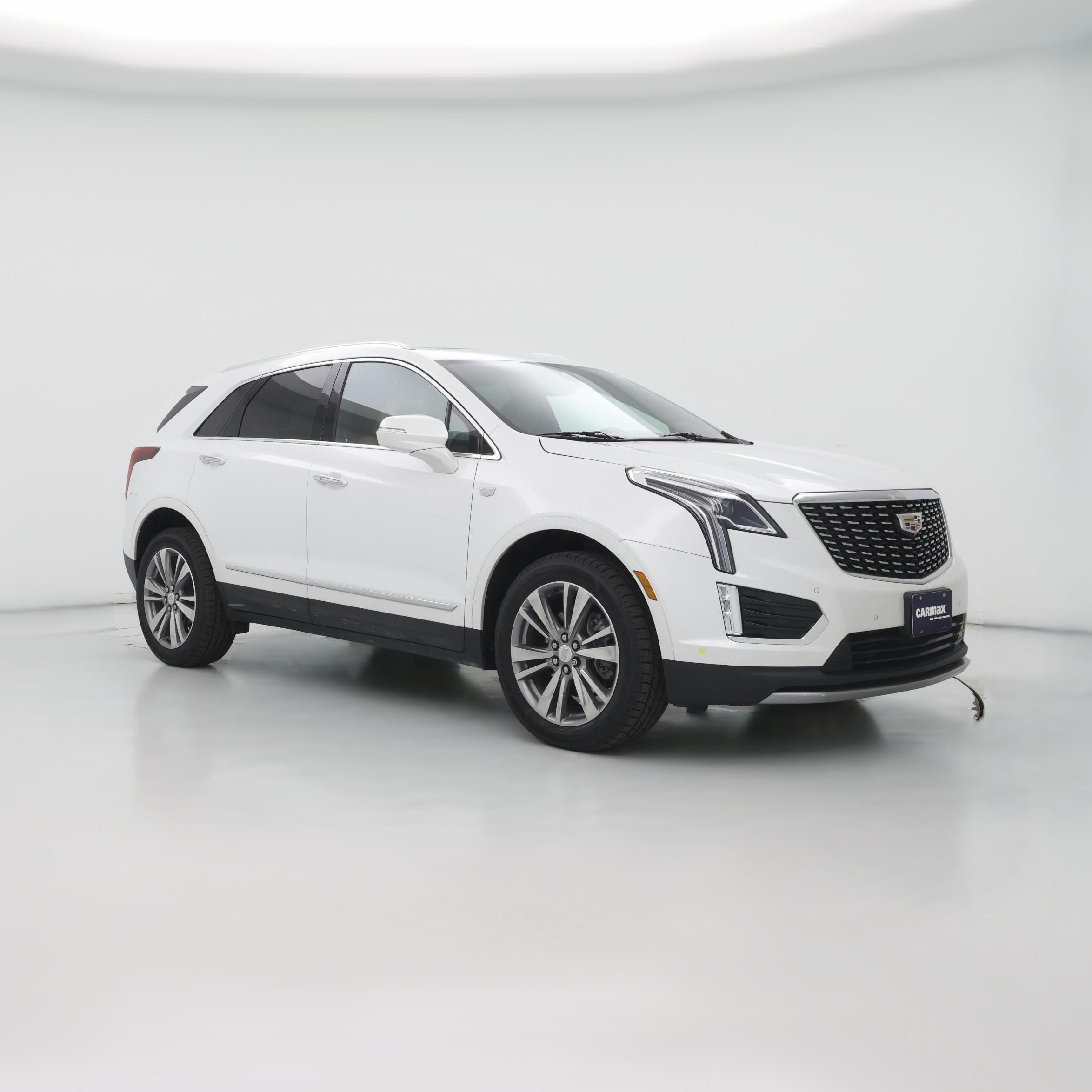Thumbnail: 2022 Cadillac XT5 - 1
