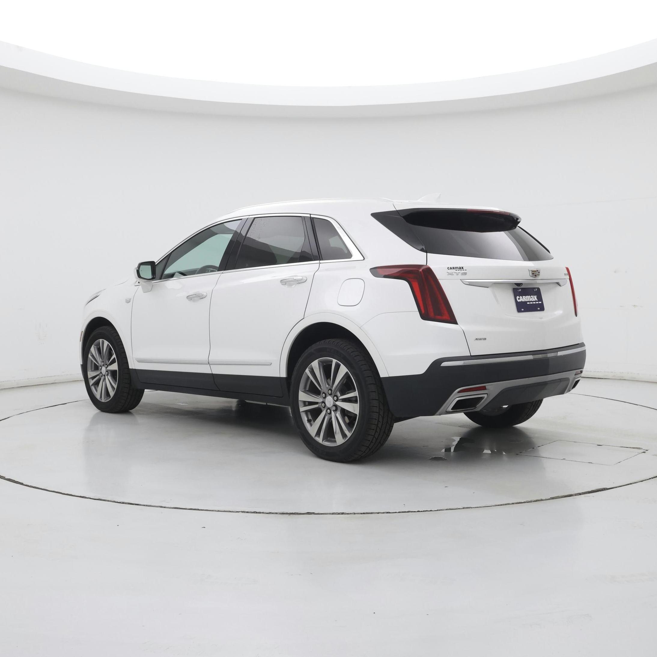 Thumbnail: 2022 Cadillac XT5 - 2