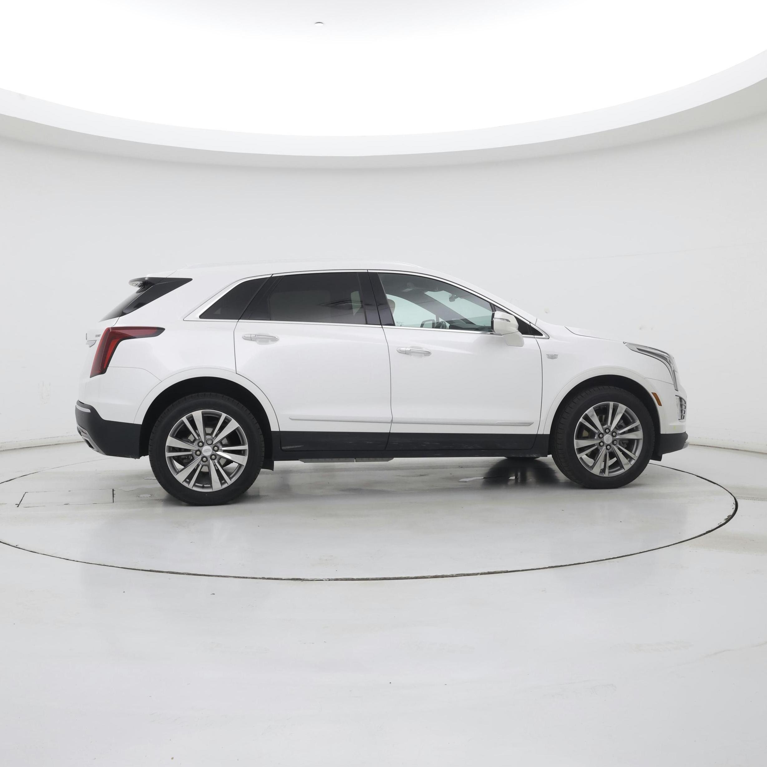 Thumbnail: 2022 Cadillac XT5 - 7
