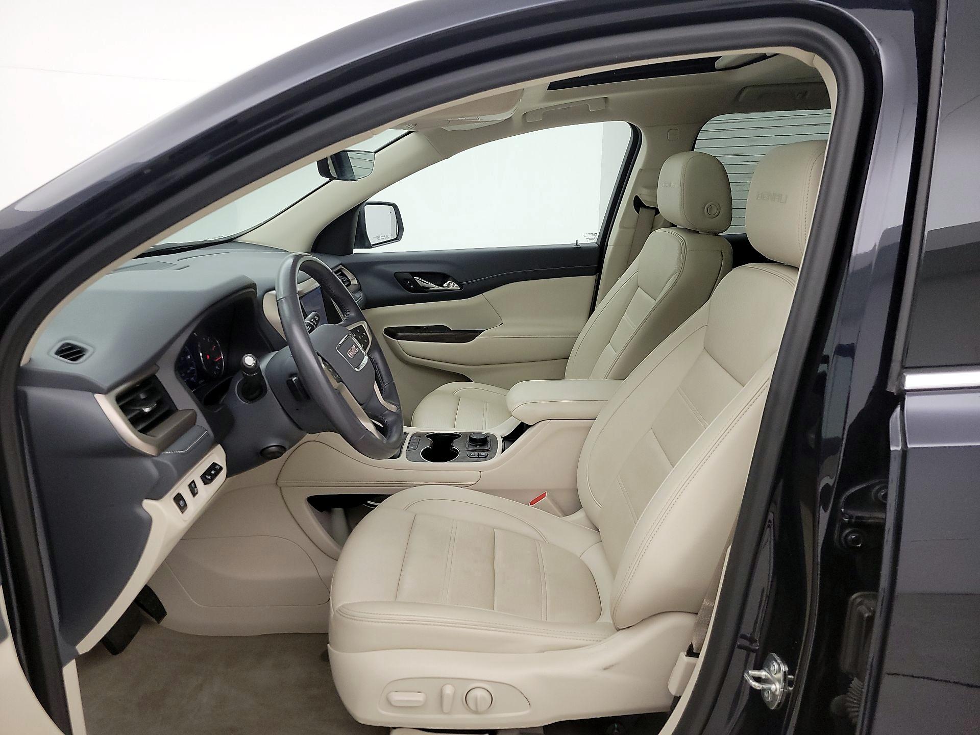 Thumbnail: 2022 GMC Acadia - 11
