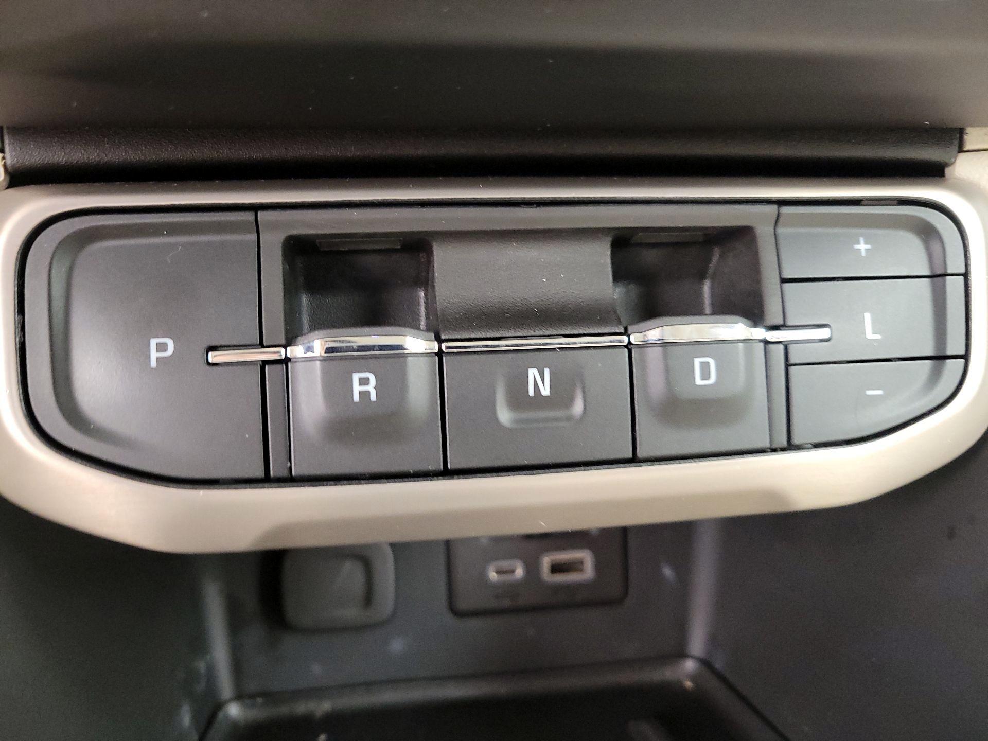 Thumbnail: 2022 GMC Acadia - 18