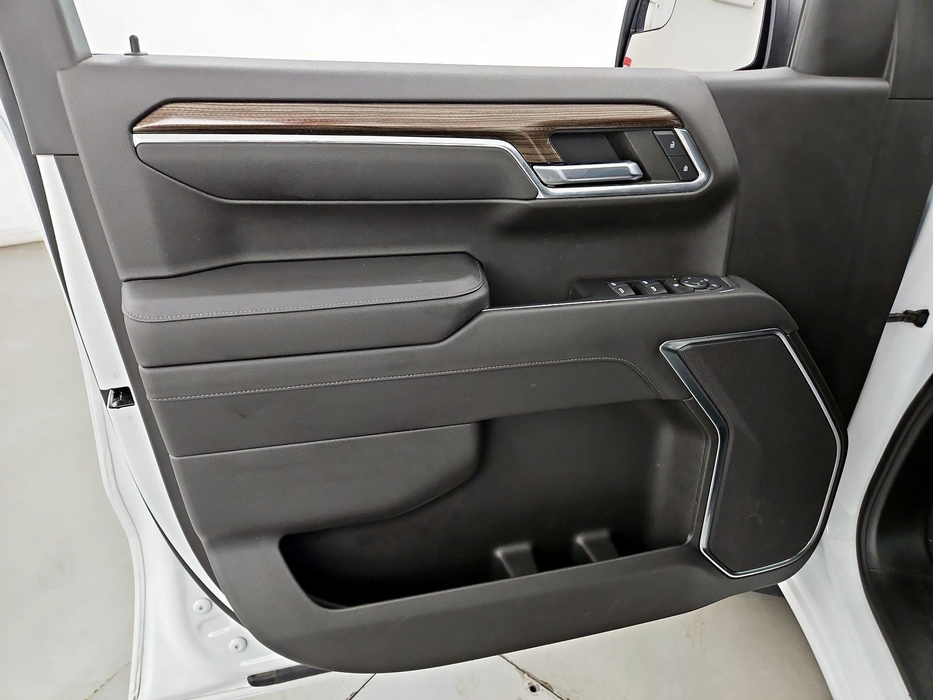 Thumbnail: 2022 Chevrolet Silverado 1500 - 12