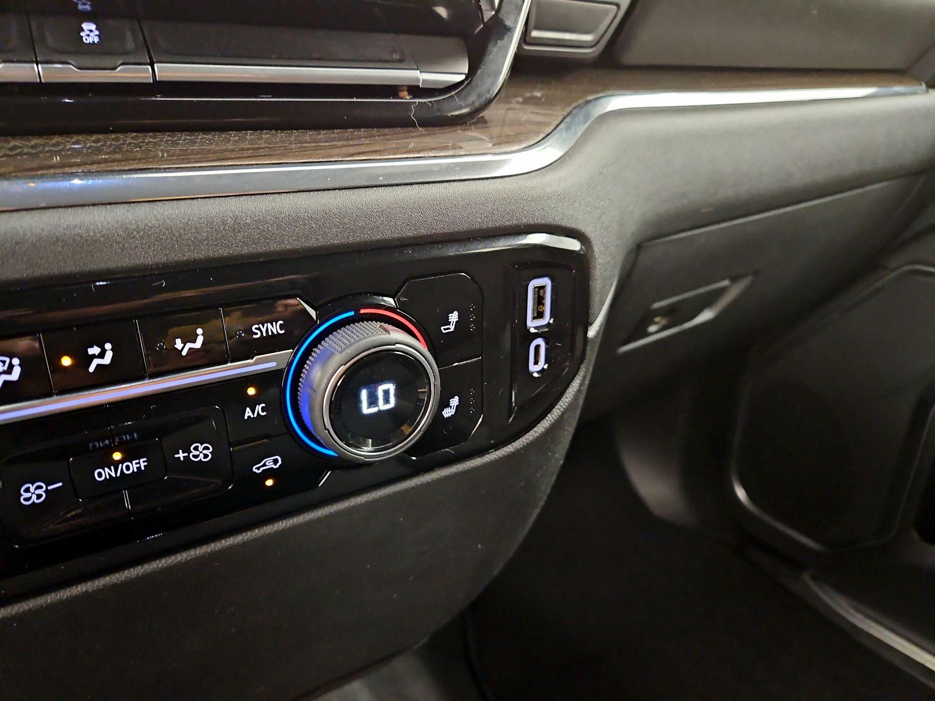 Thumbnail: 2022 Chevrolet Silverado 1500 - 18