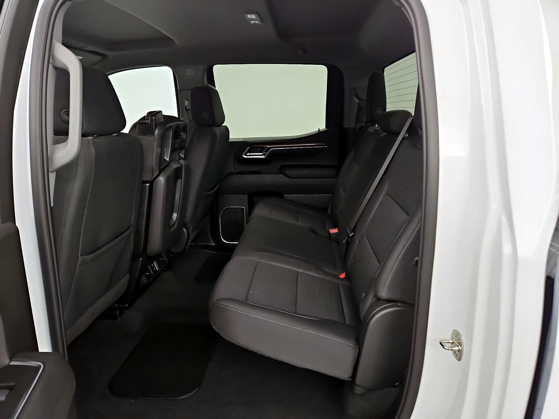 Thumbnail: 2022 Chevrolet Silverado 1500 - 19