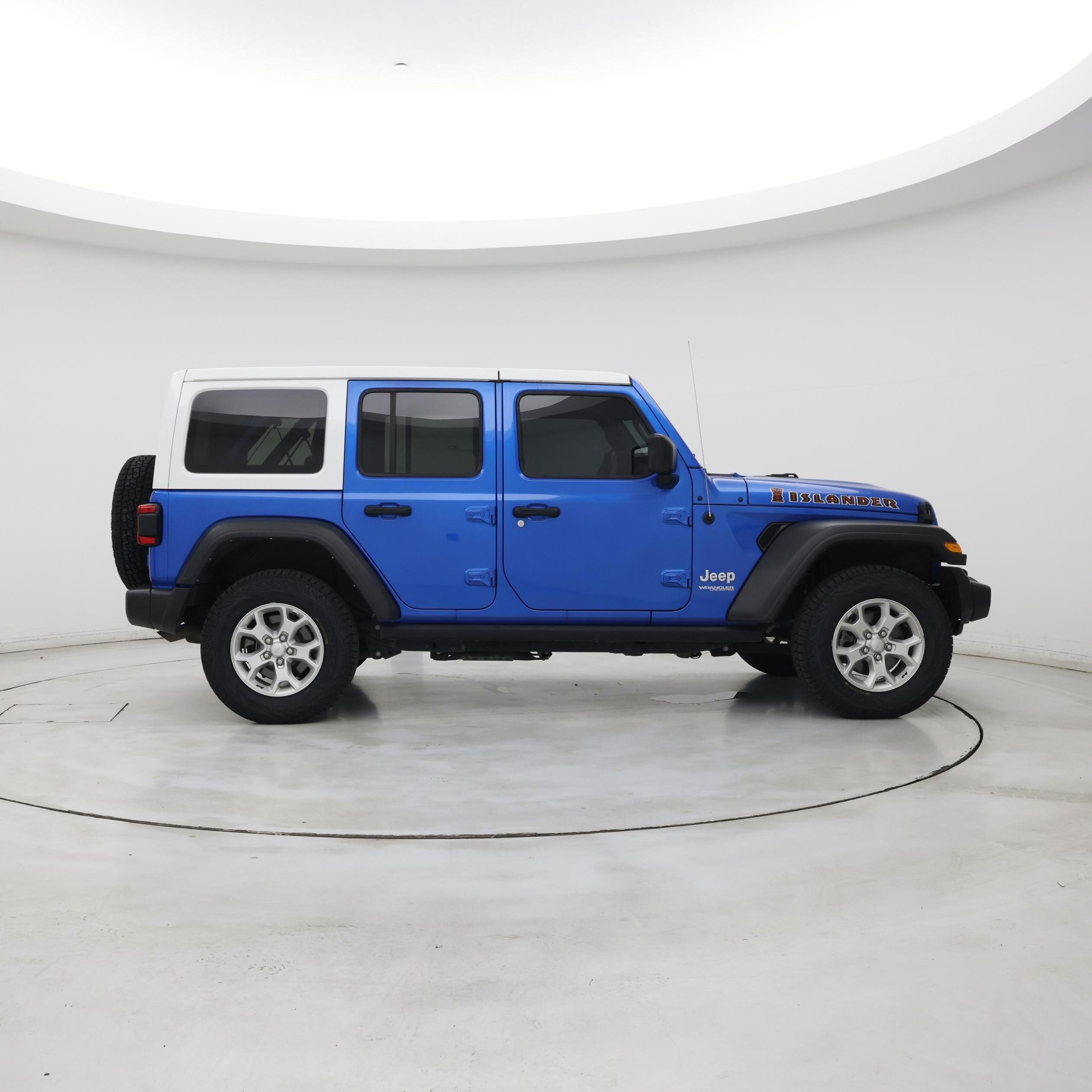 Thumbnail: 2021 Jeep Wrangler - 7