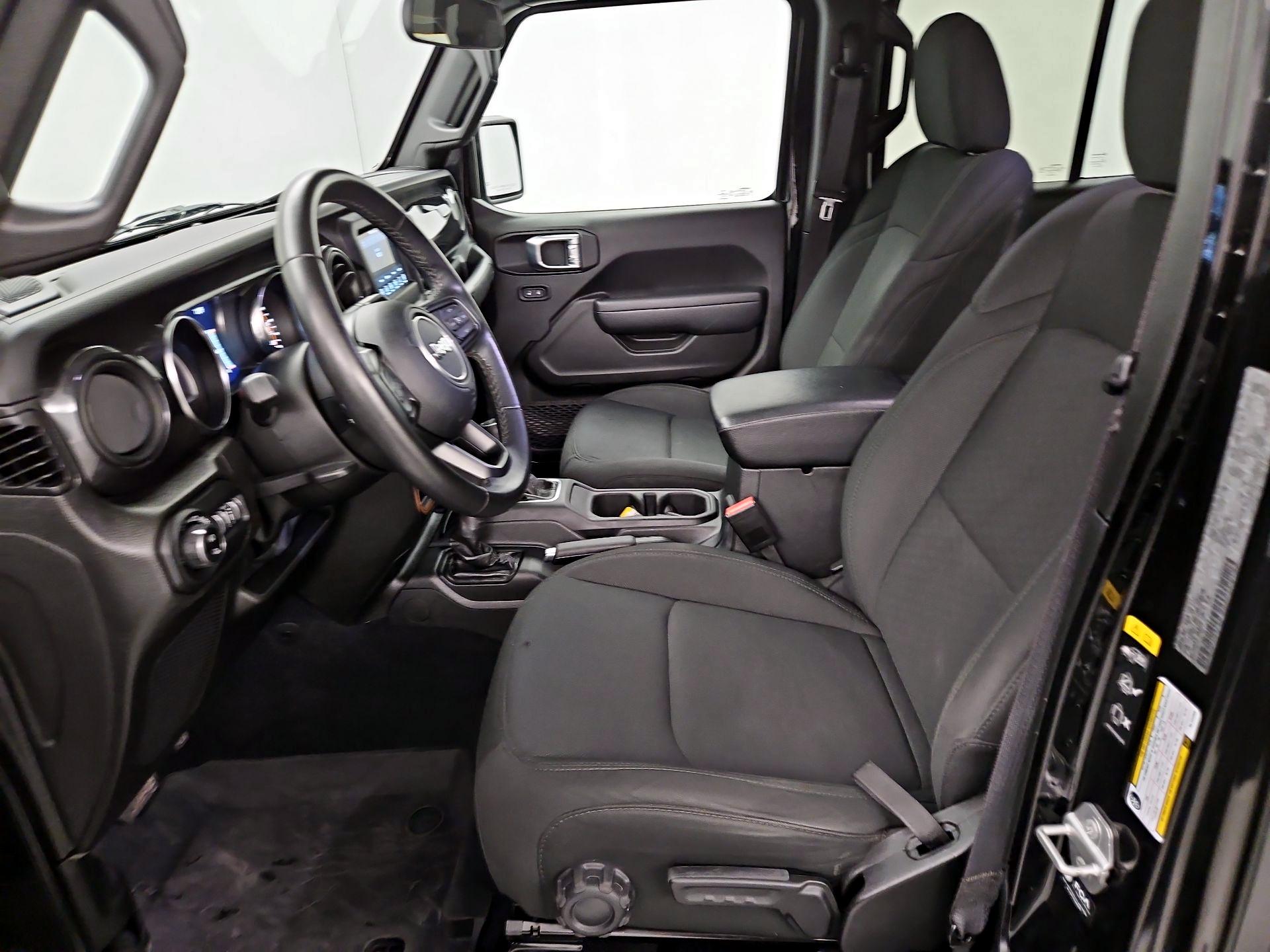 Thumbnail: 2022 Jeep Gladiator - 11