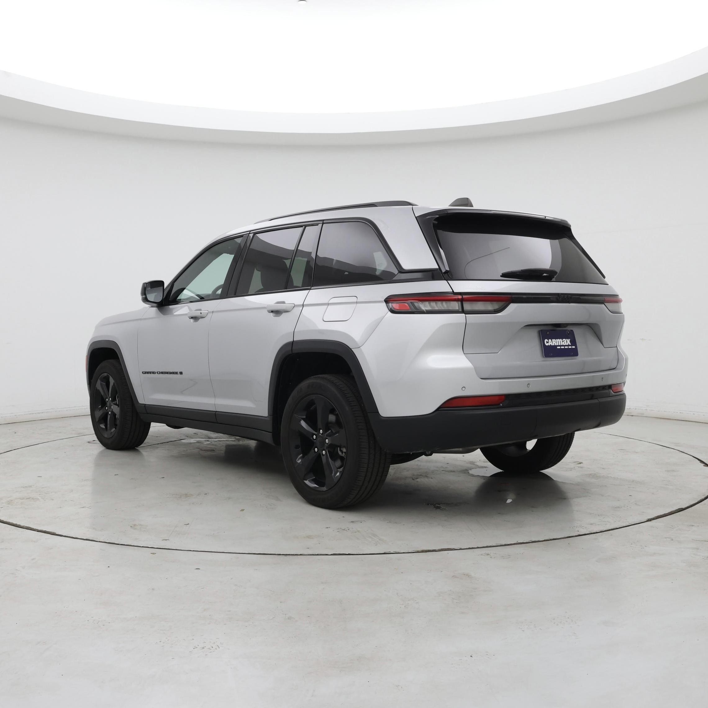 Thumbnail: 2023 Jeep Grand Cherokee - 2