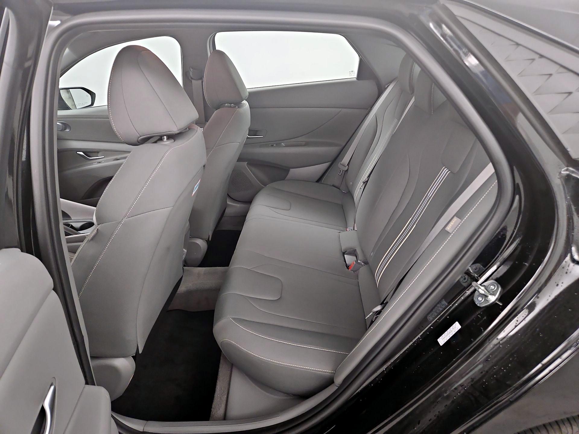 Thumbnail: 2024 Hyundai Elantra - 20