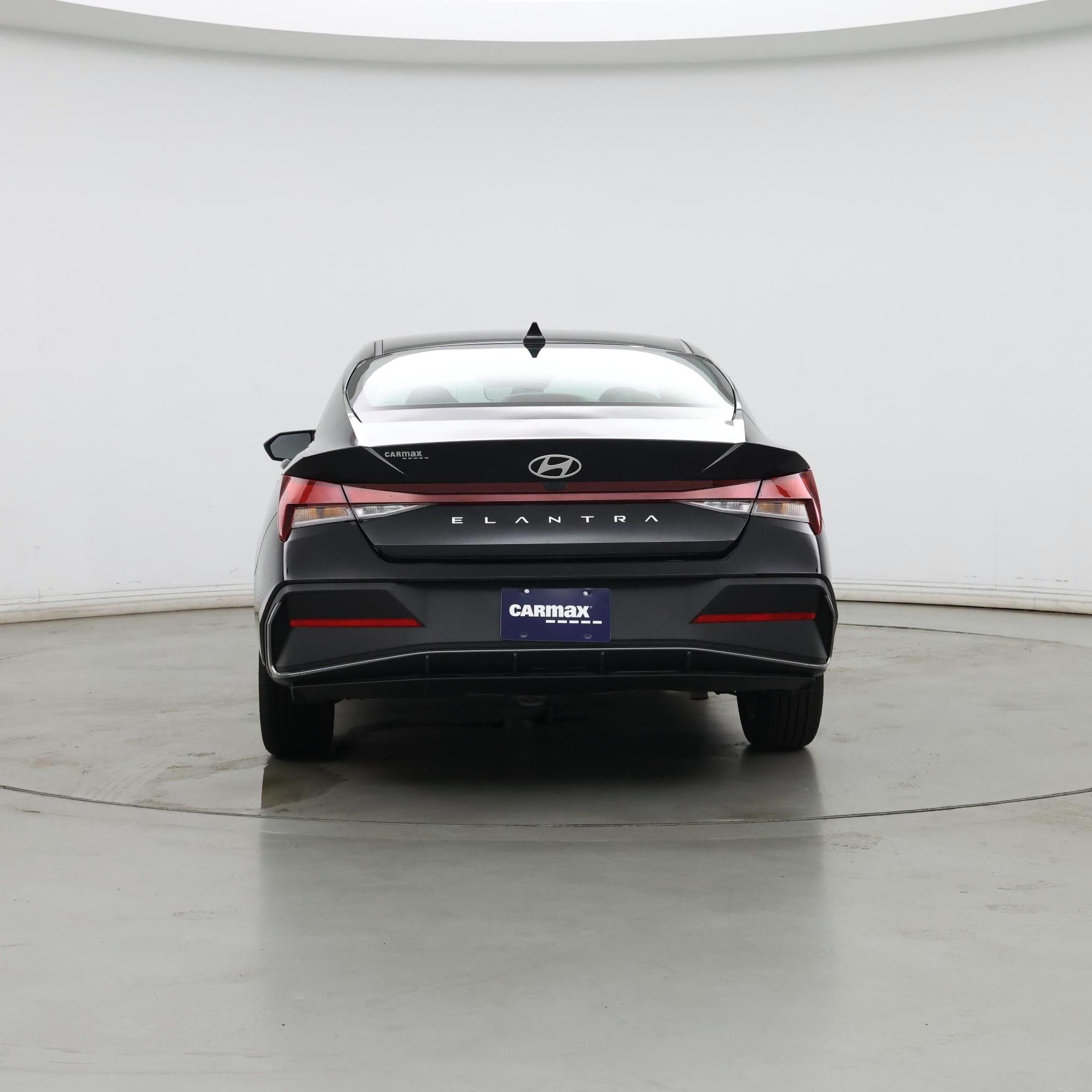 Thumbnail: 2024 Hyundai Elantra - 6