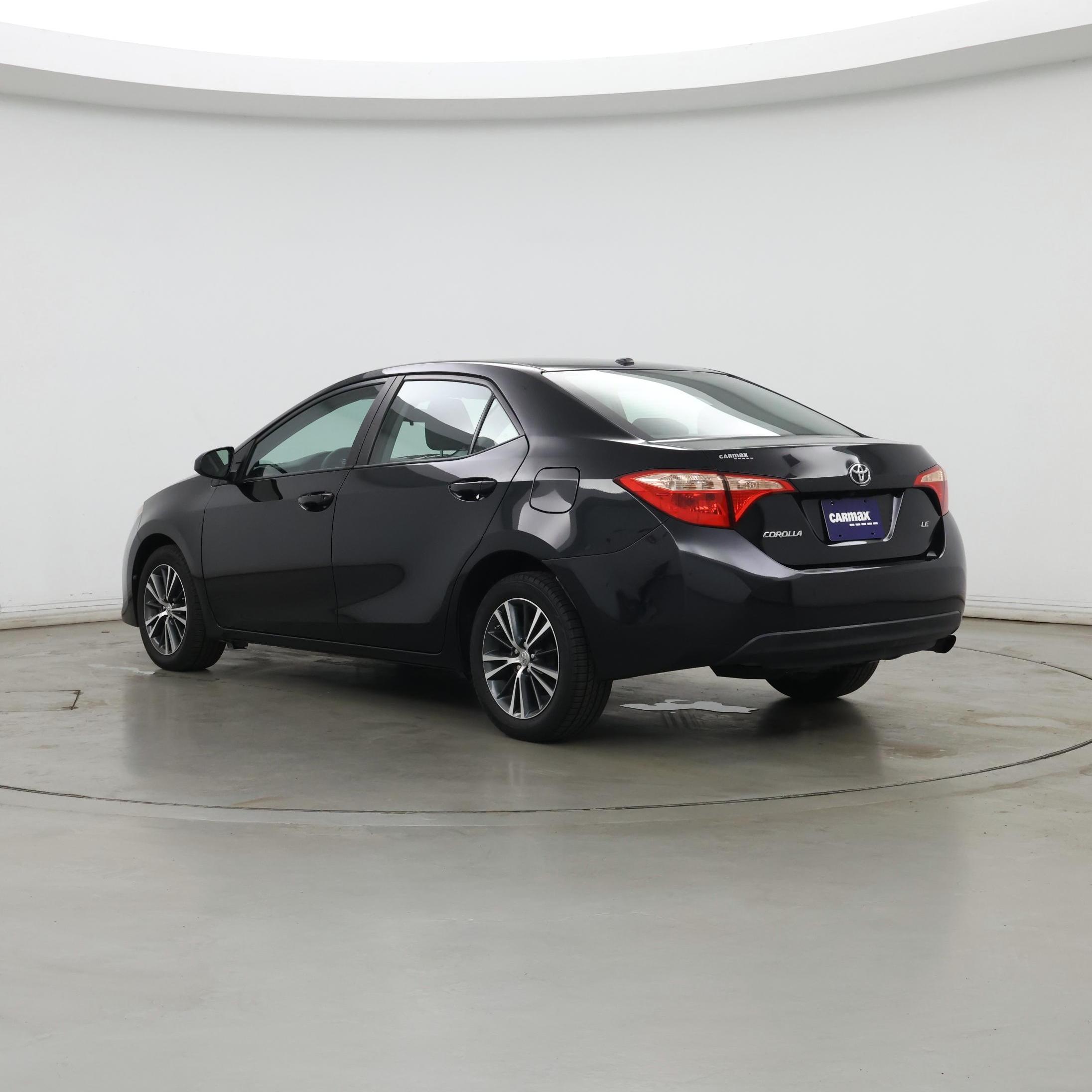 Thumbnail: 2017 Toyota Corolla - 2