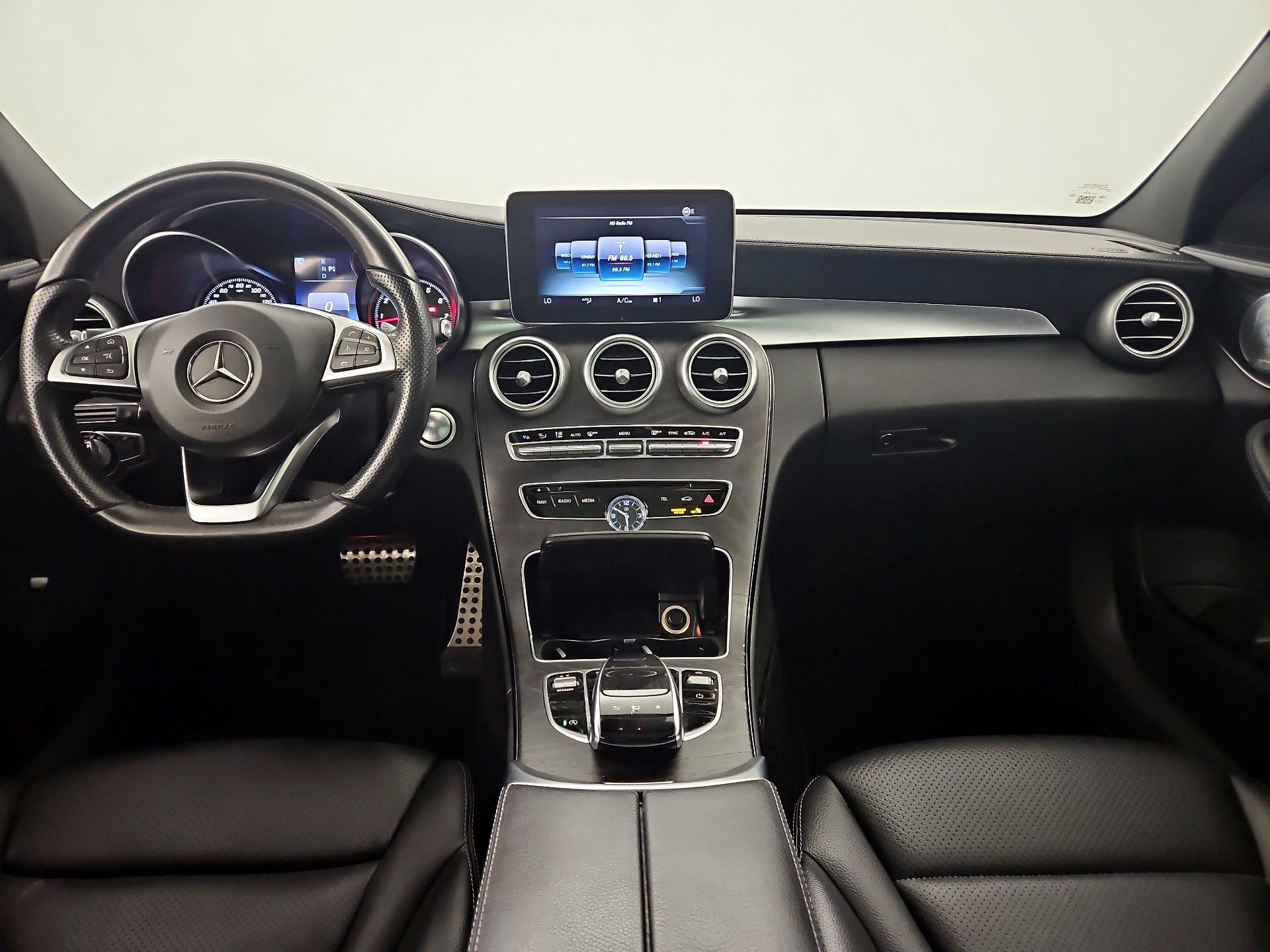 Thumbnail: 2016 Mercedes-Benz C-Class - 9