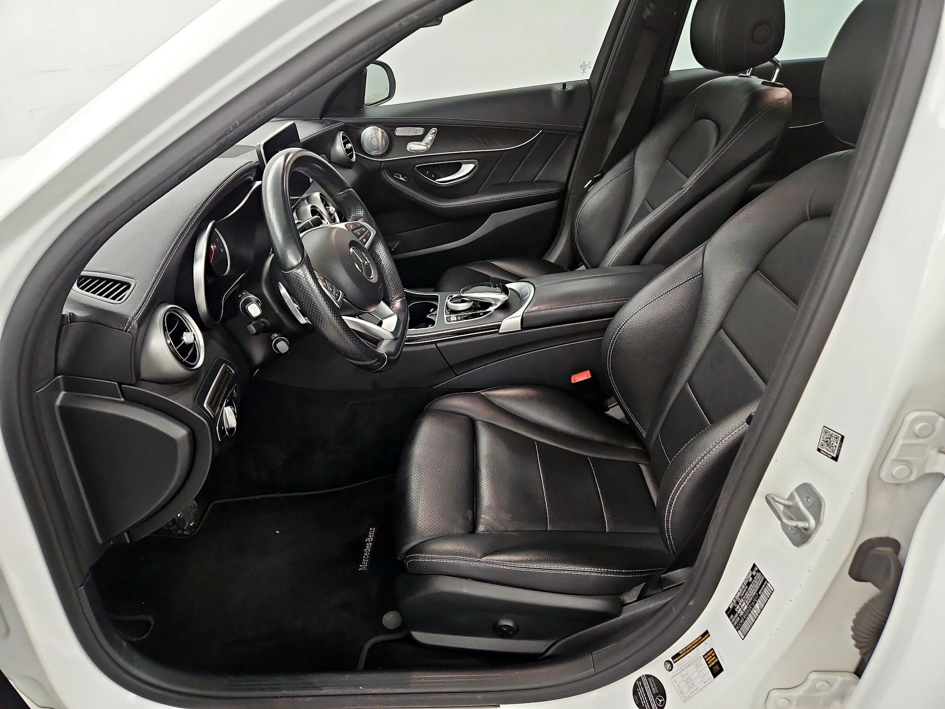 Thumbnail: 2016 Mercedes-Benz C-Class - 11