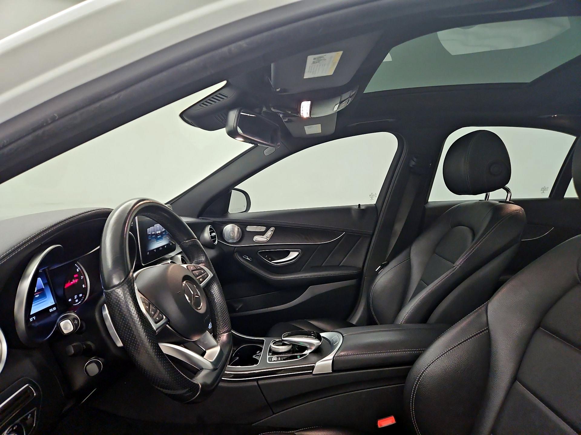 Thumbnail: 2016 Mercedes-Benz C-Class - 19