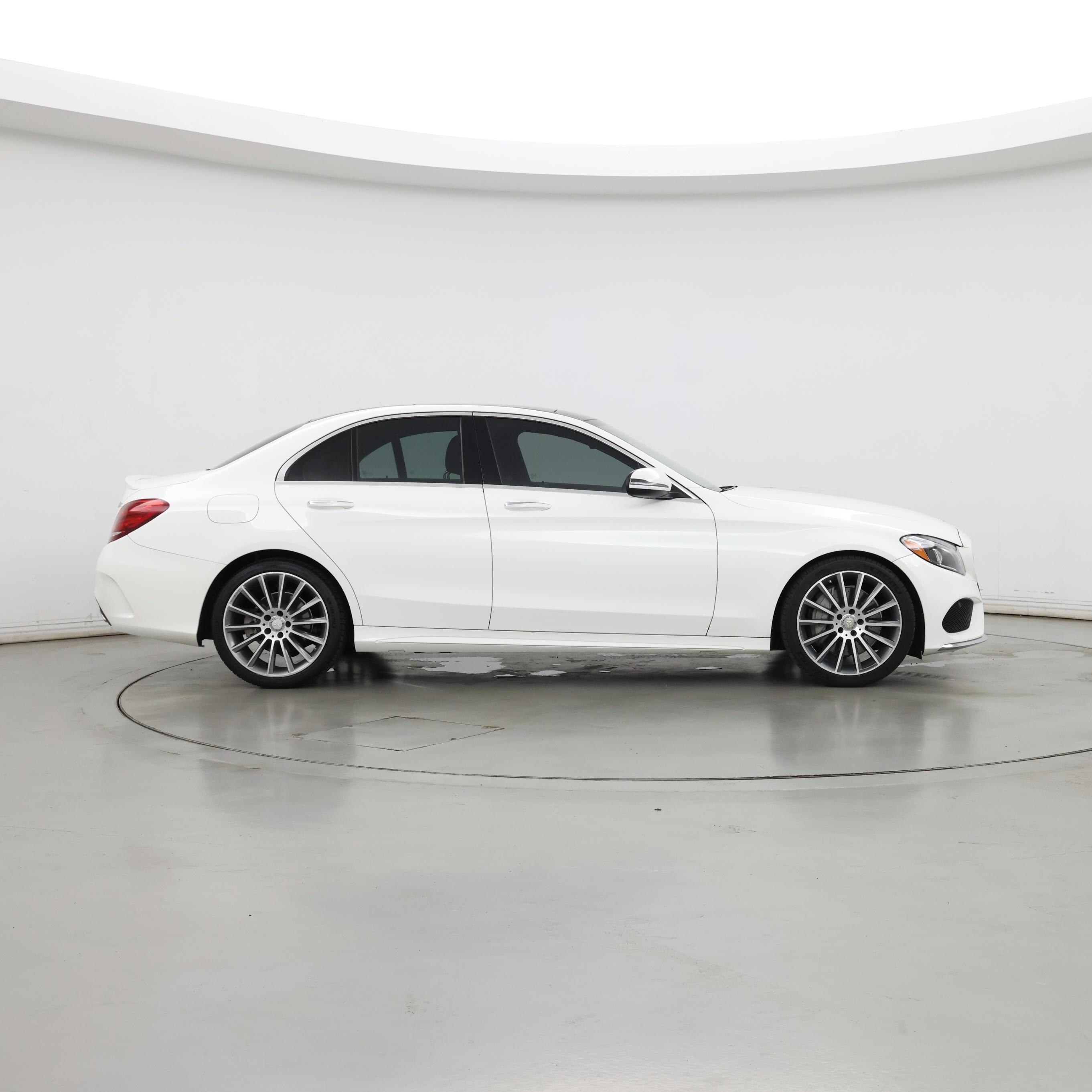 Thumbnail: 2016 Mercedes-Benz C-Class - 7