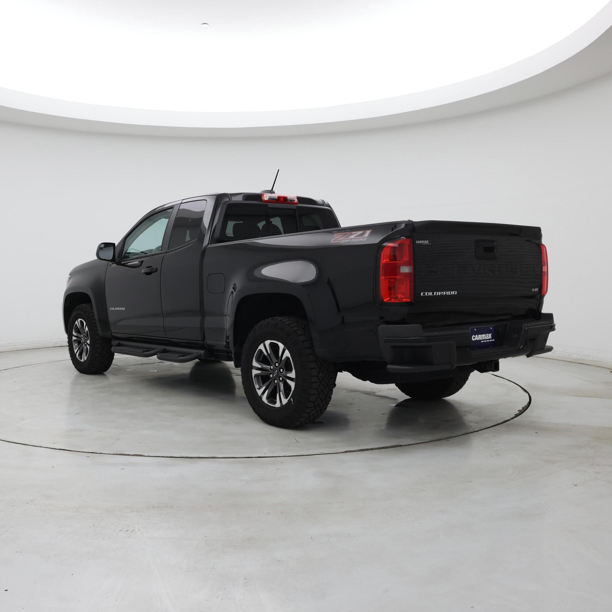 Thumbnail: 2022 Chevrolet Colorado - 2