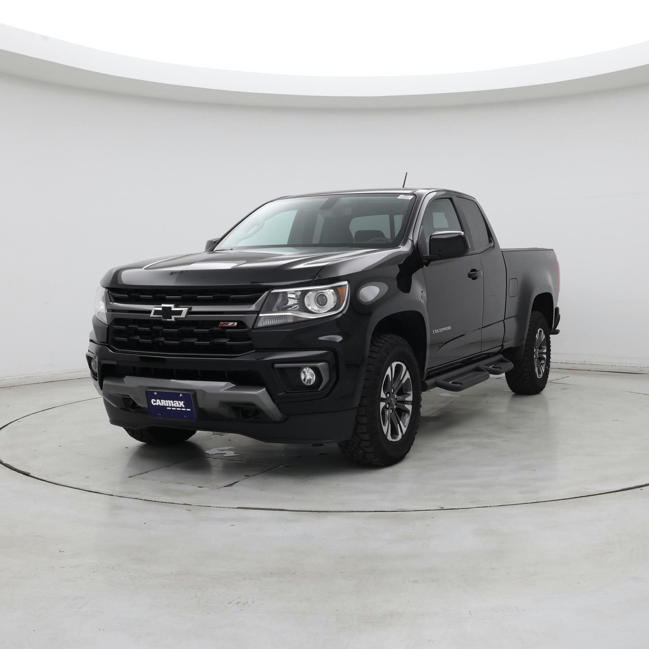 Thumbnail: 2022 Chevrolet Colorado - 4
