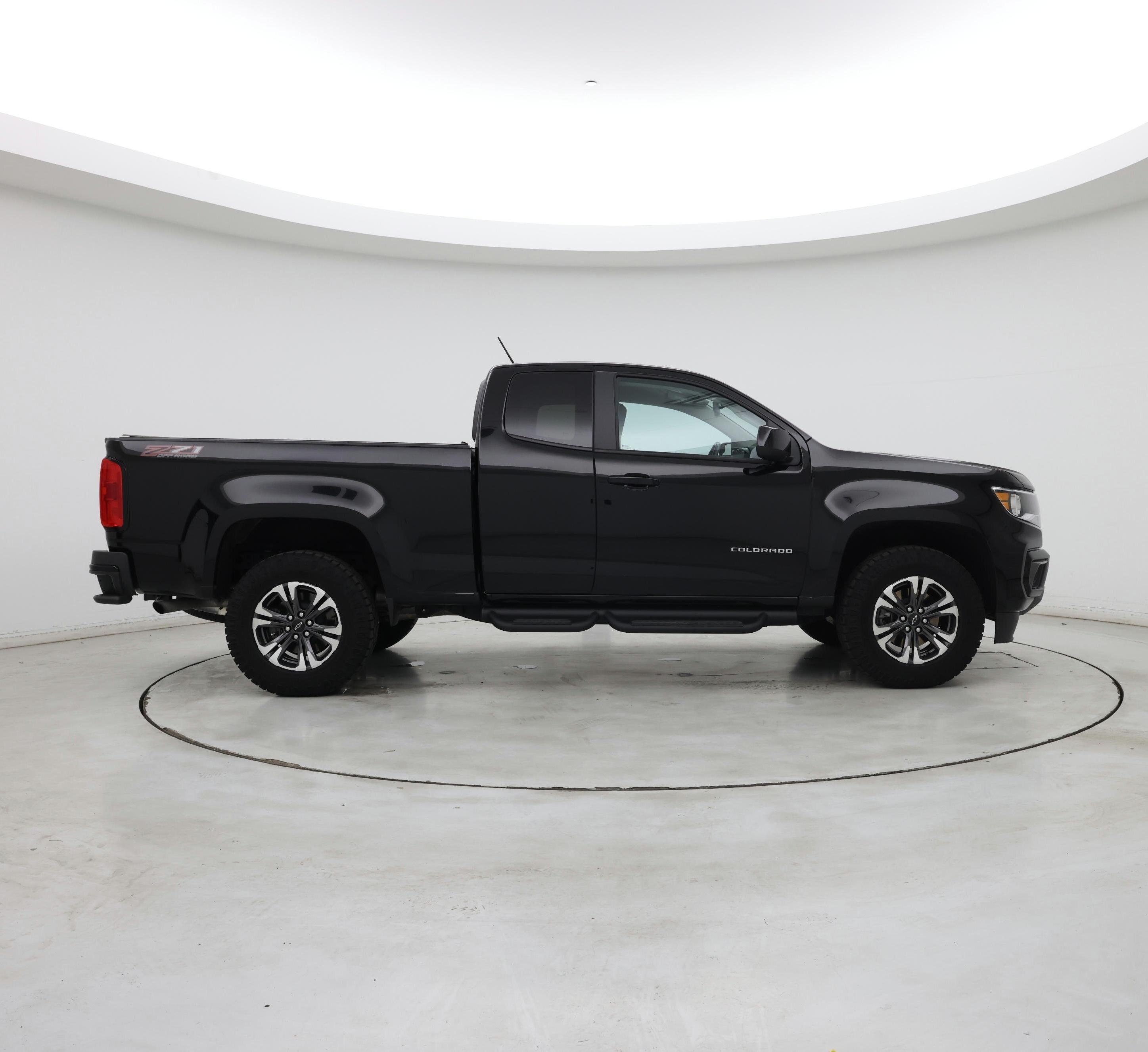 Thumbnail: 2022 Chevrolet Colorado - 7