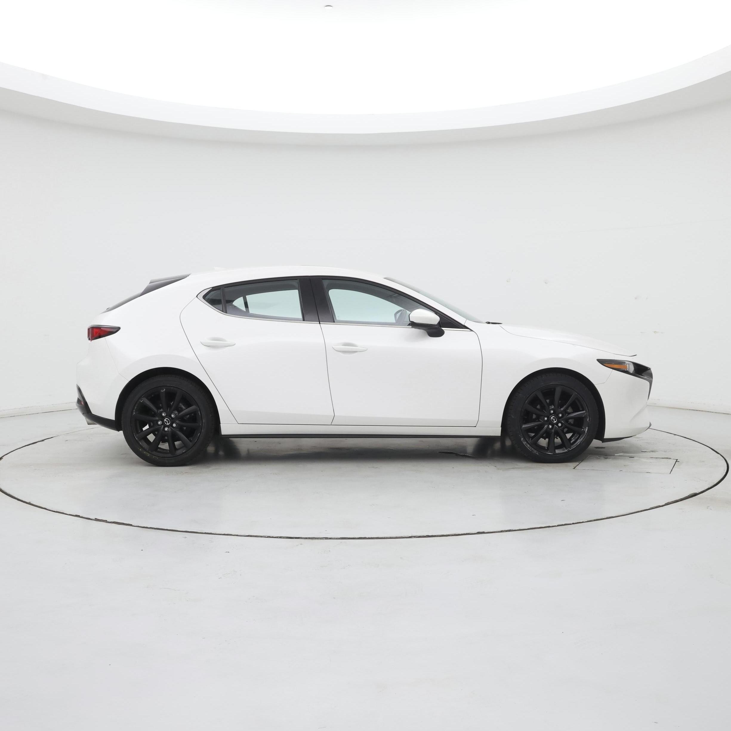 Thumbnail: 2022 Mazda Mazda3 - 7