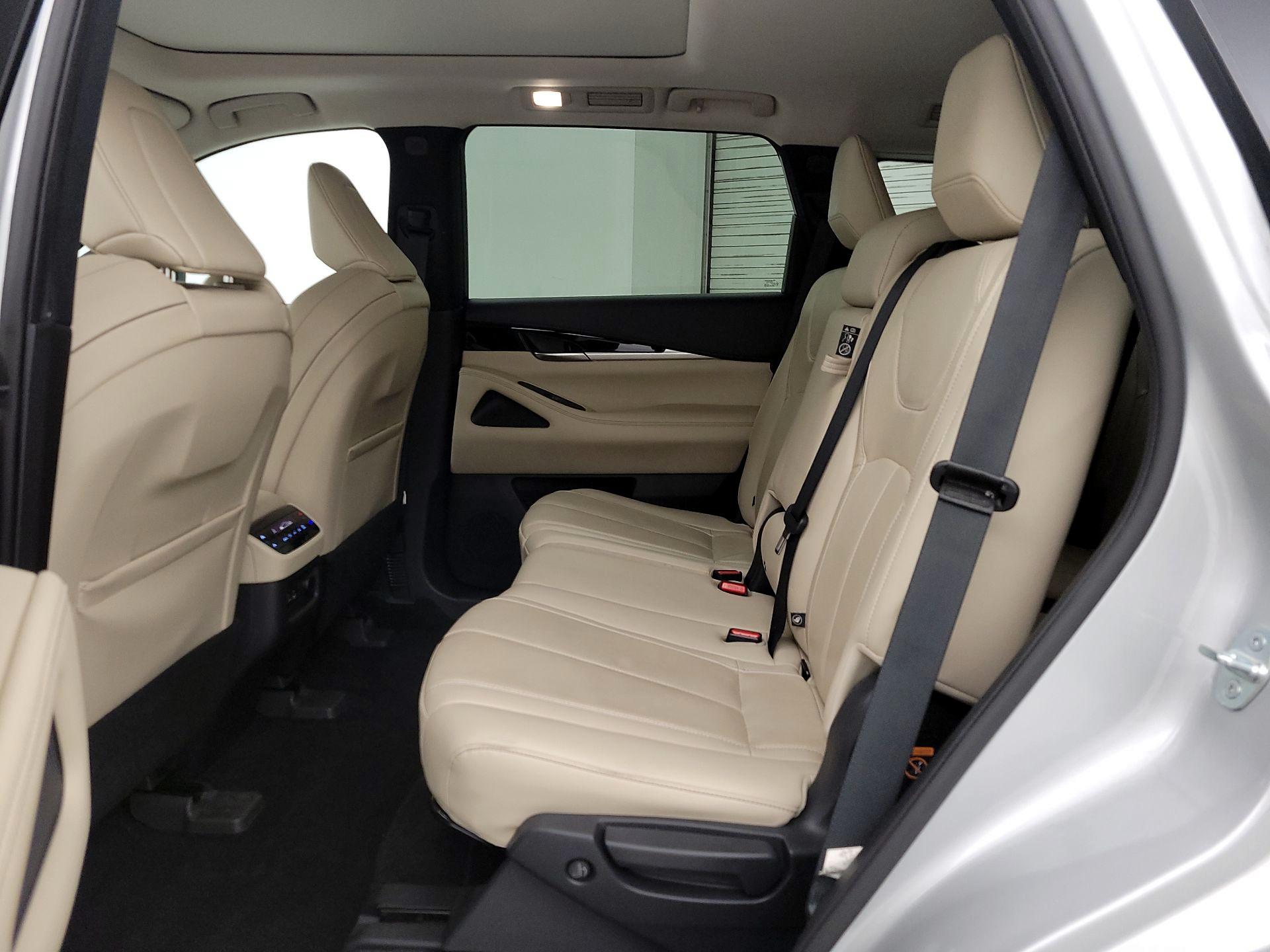 Thumbnail: 2022 INFINITI QX60 - 20