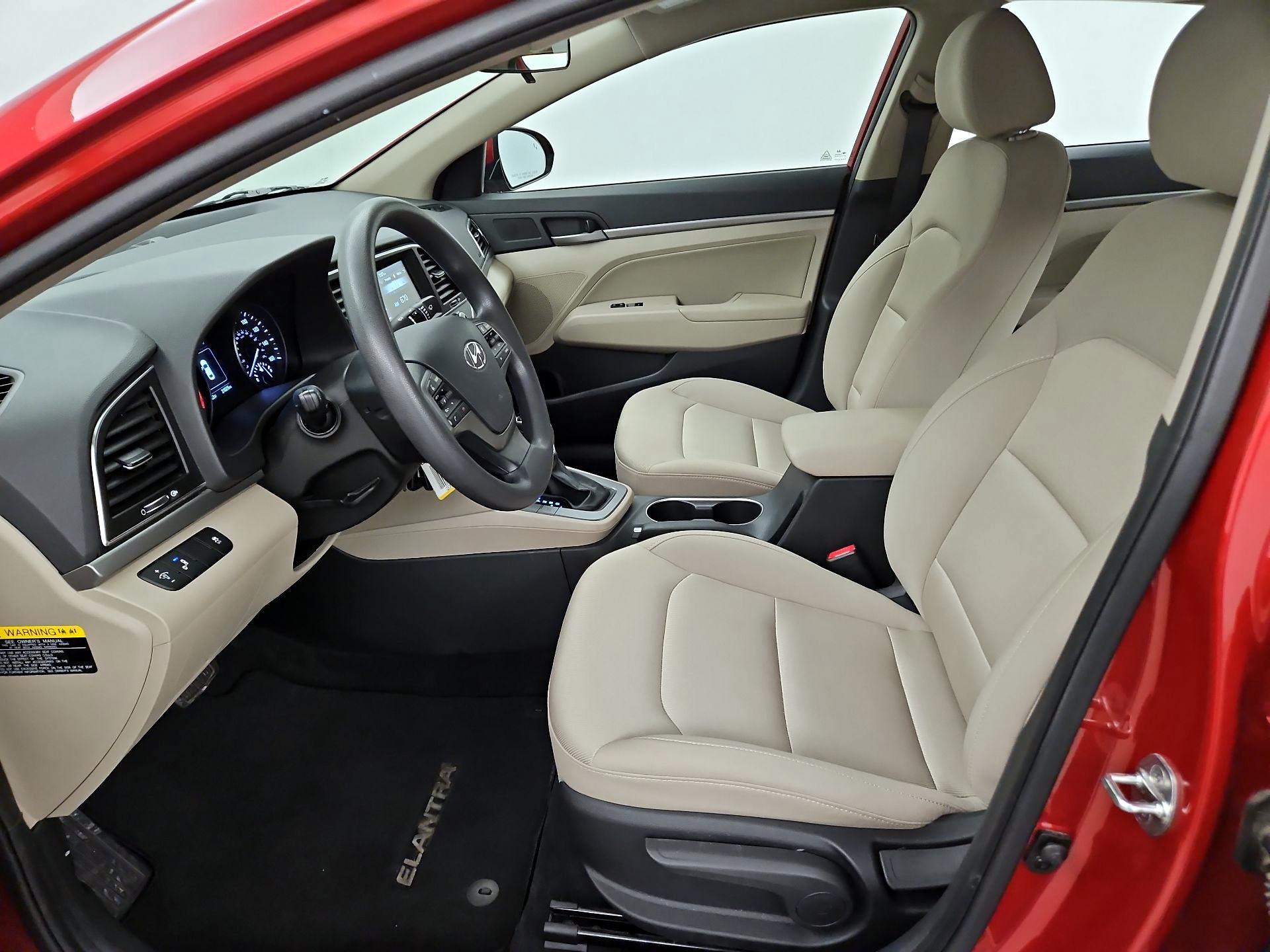 Thumbnail: 2018 Hyundai Elantra - 11
