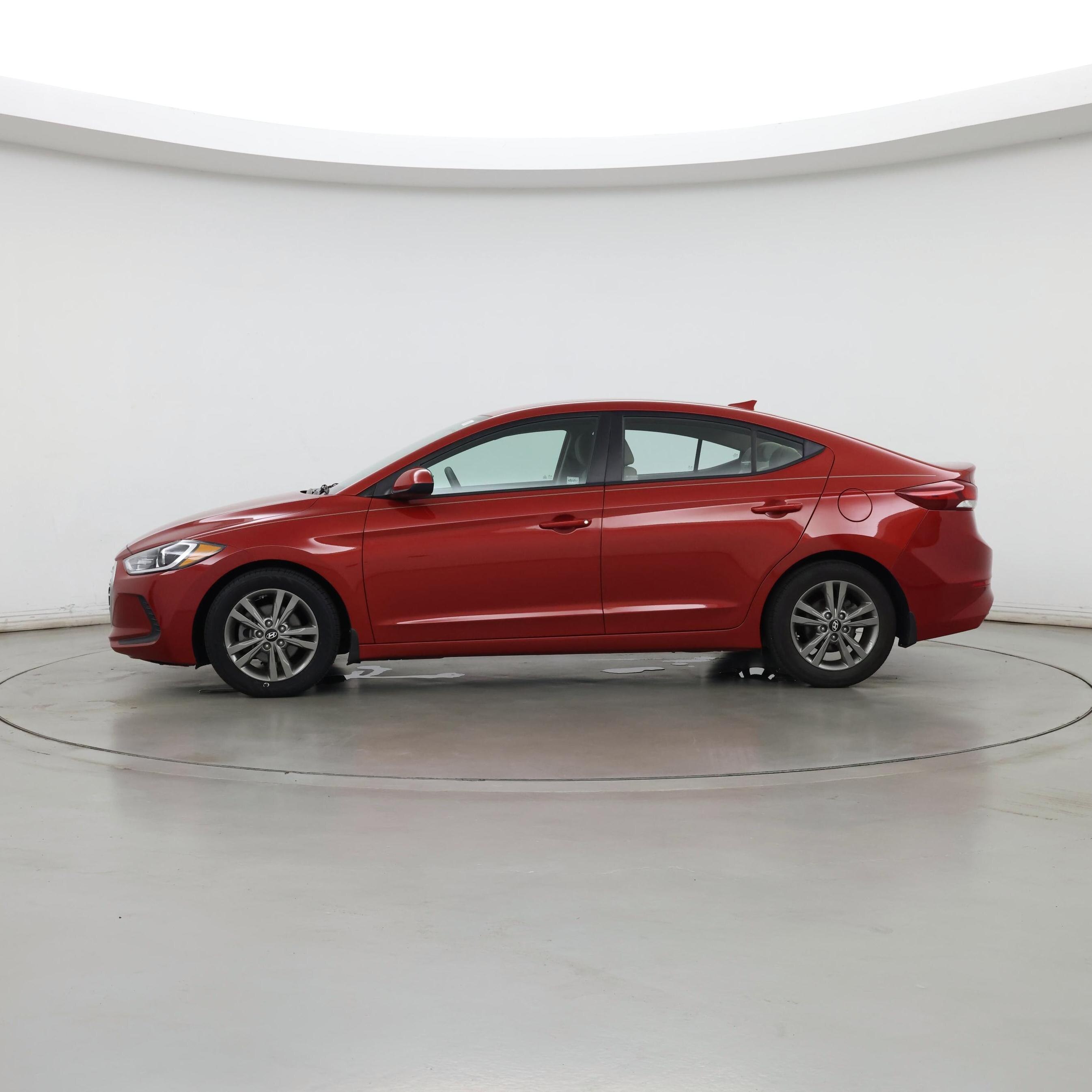 Thumbnail: 2018 Hyundai Elantra - 3