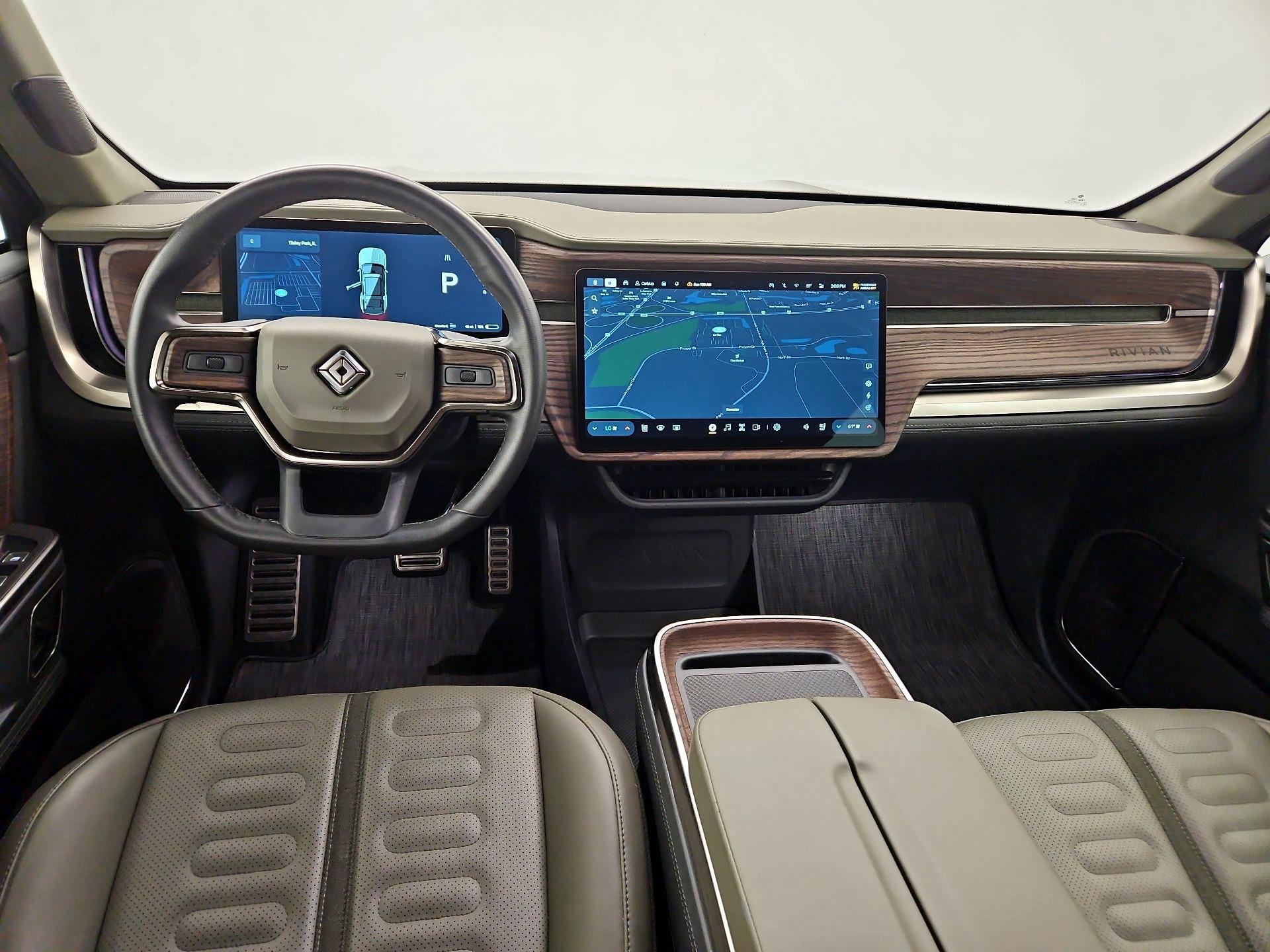 Thumbnail: 2023 Rivian R1S - 9
