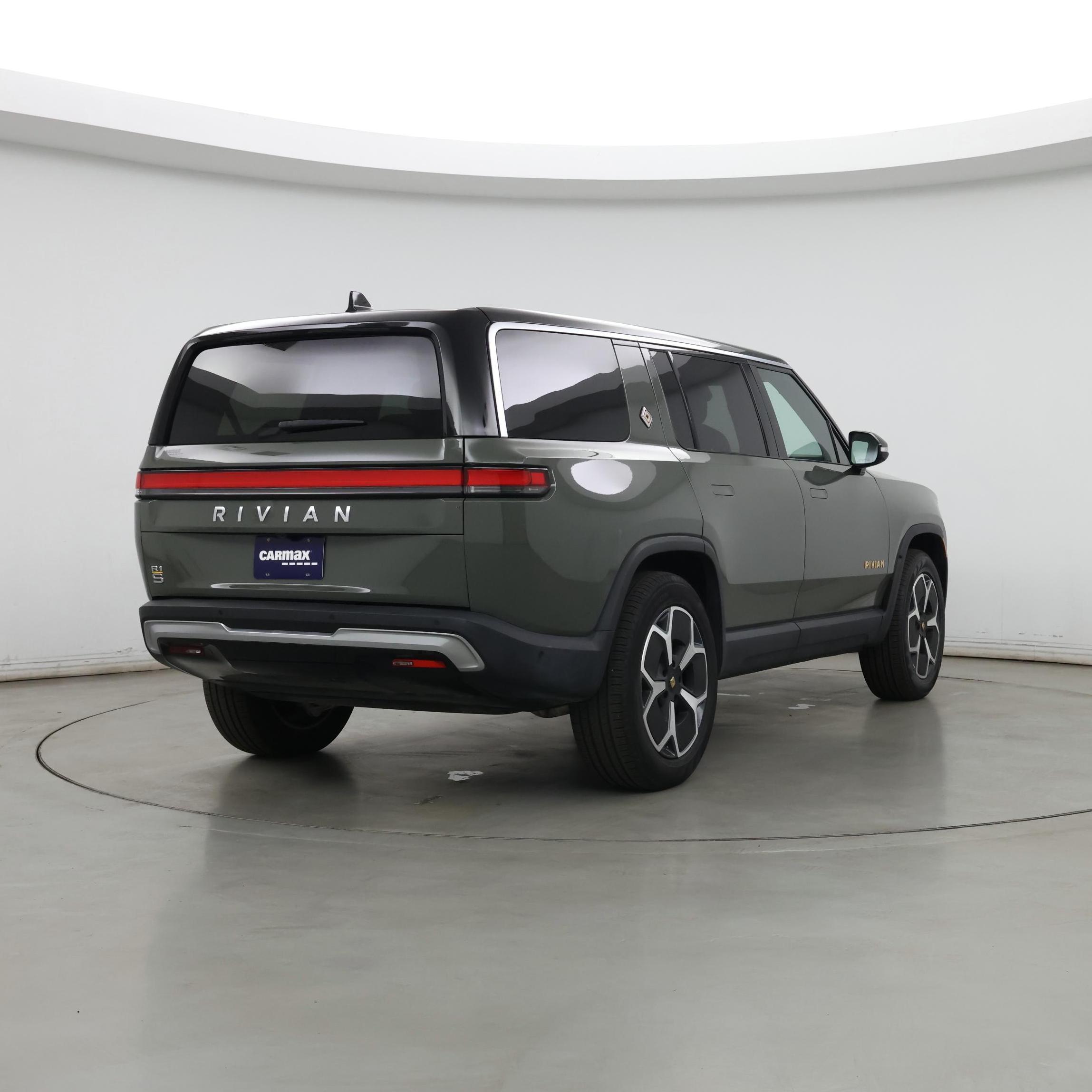 Thumbnail: 2023 Rivian R1S - 8