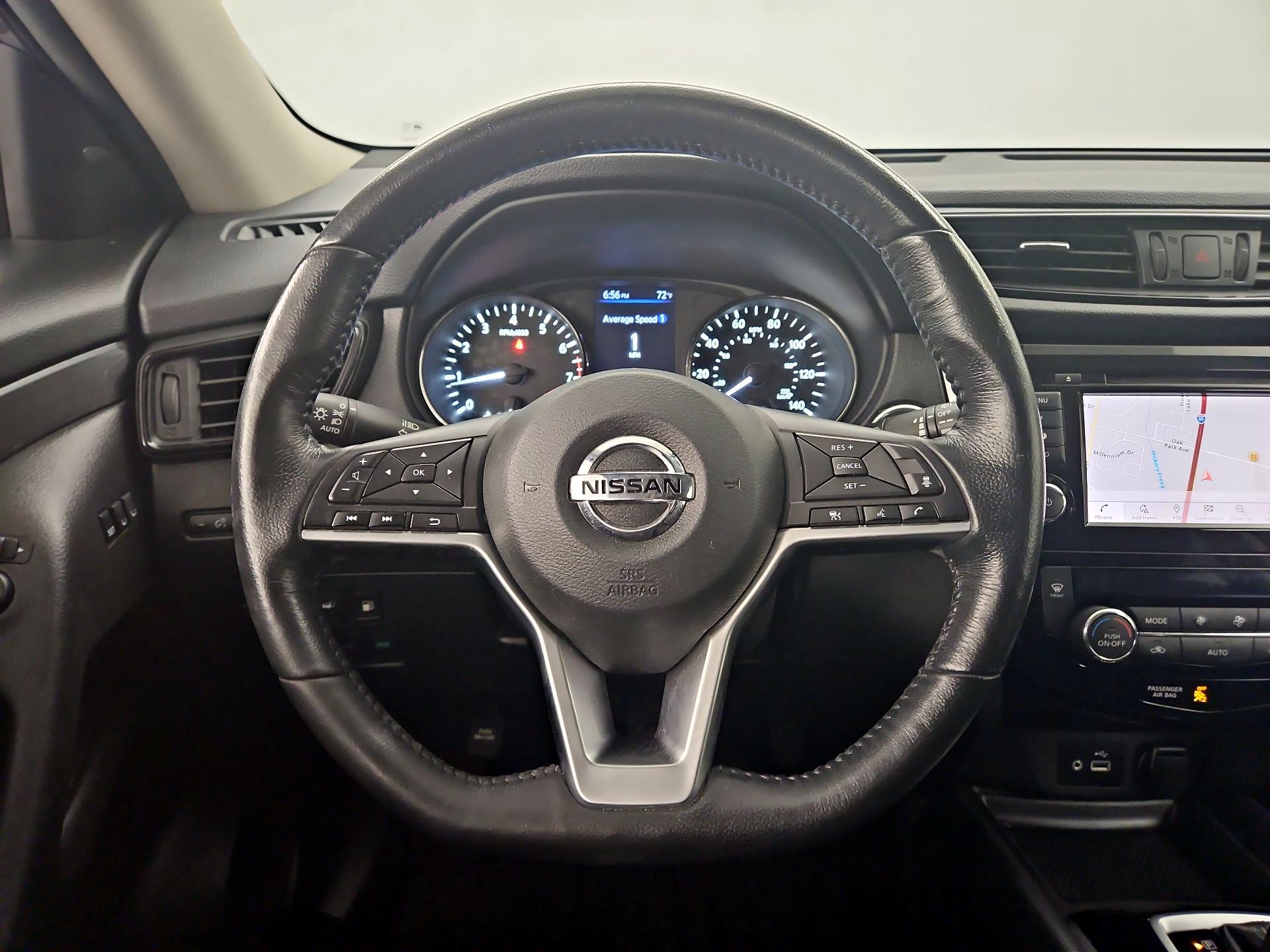 Thumbnail: 2018 Nissan Rogue - 10