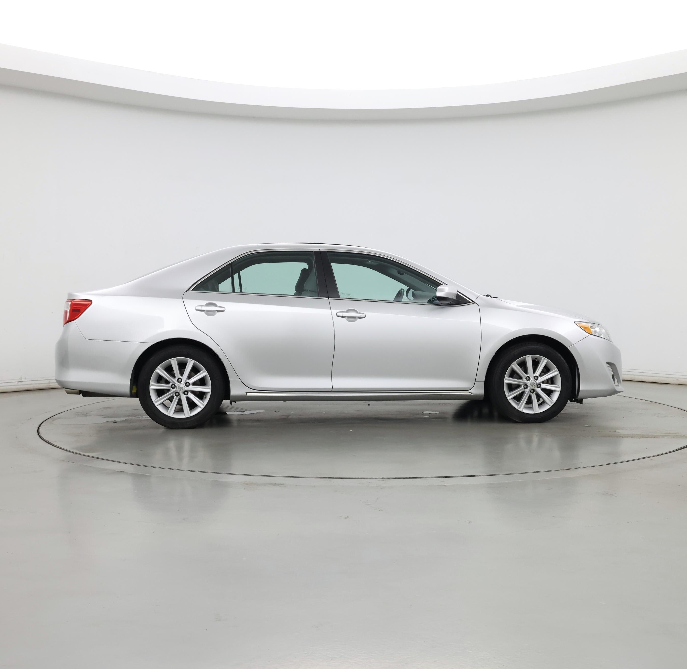Thumbnail: 2014 Toyota Camry - 7