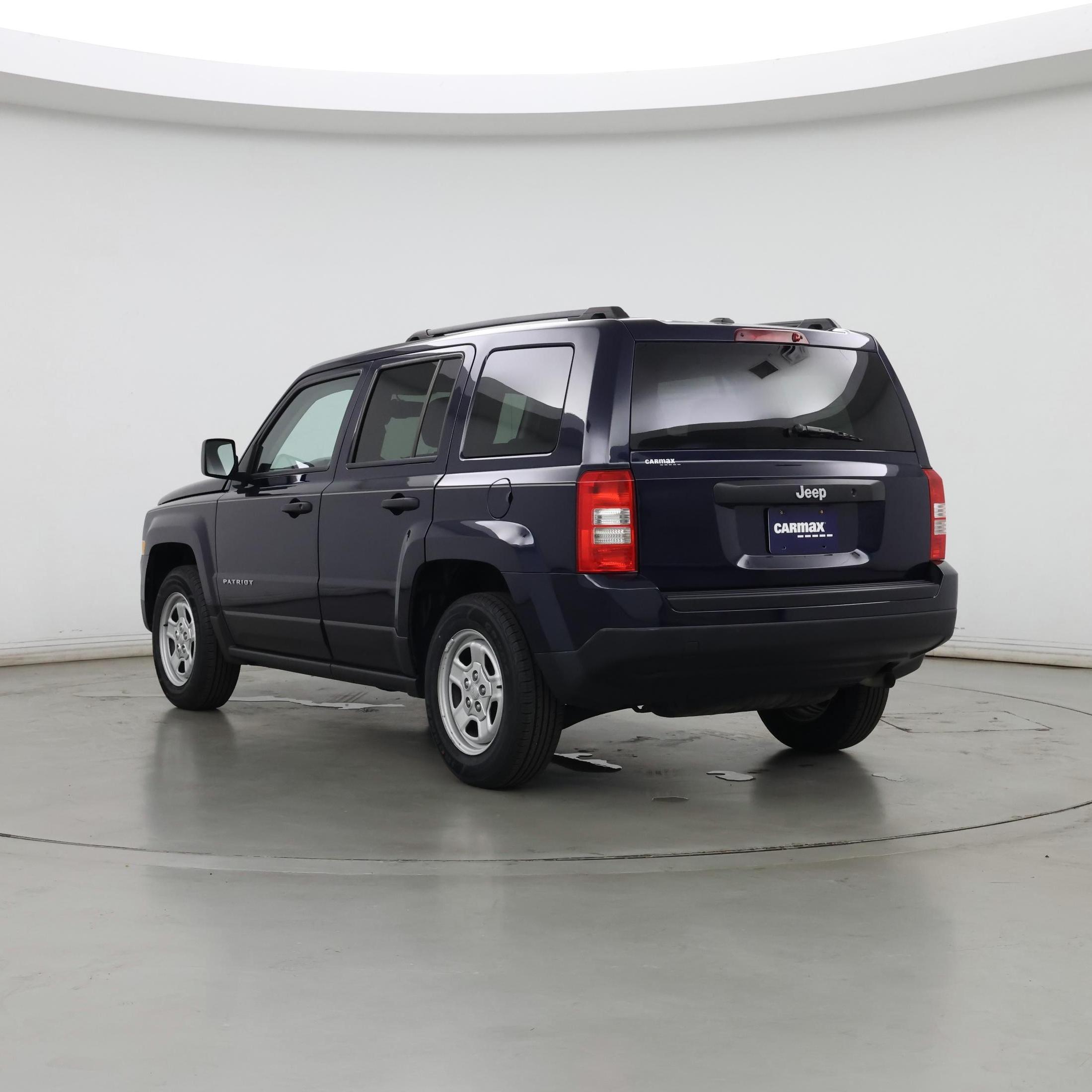 Thumbnail: 2016 Jeep Patriot - 2