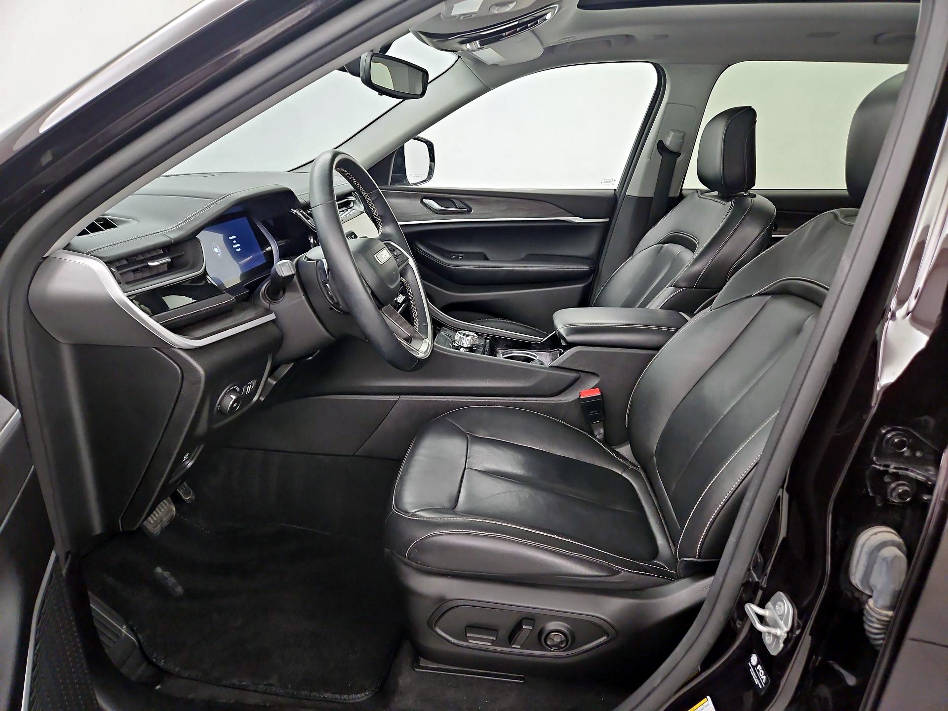 Thumbnail: 2022 Jeep Grand Cherokee L - 11
