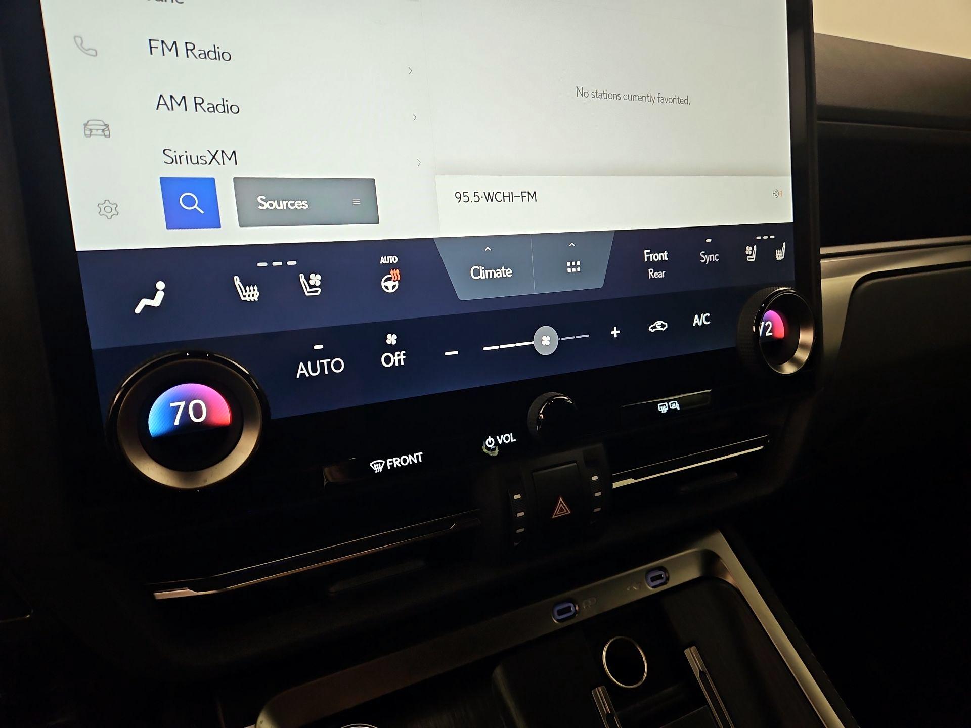 Thumbnail: 2024 Lexus GX - 16